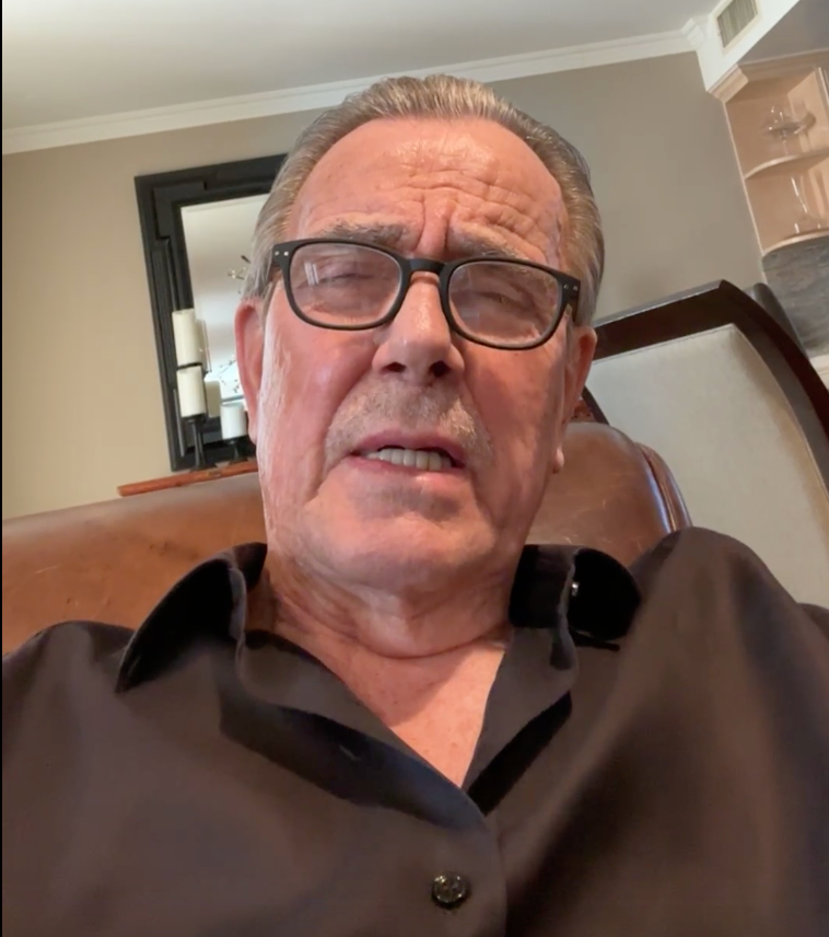 Eric Braeden comparte una actualización sobre su salud durante una sesión en directo en Facebook | Fuente: Facebook.com/officialericbraeden