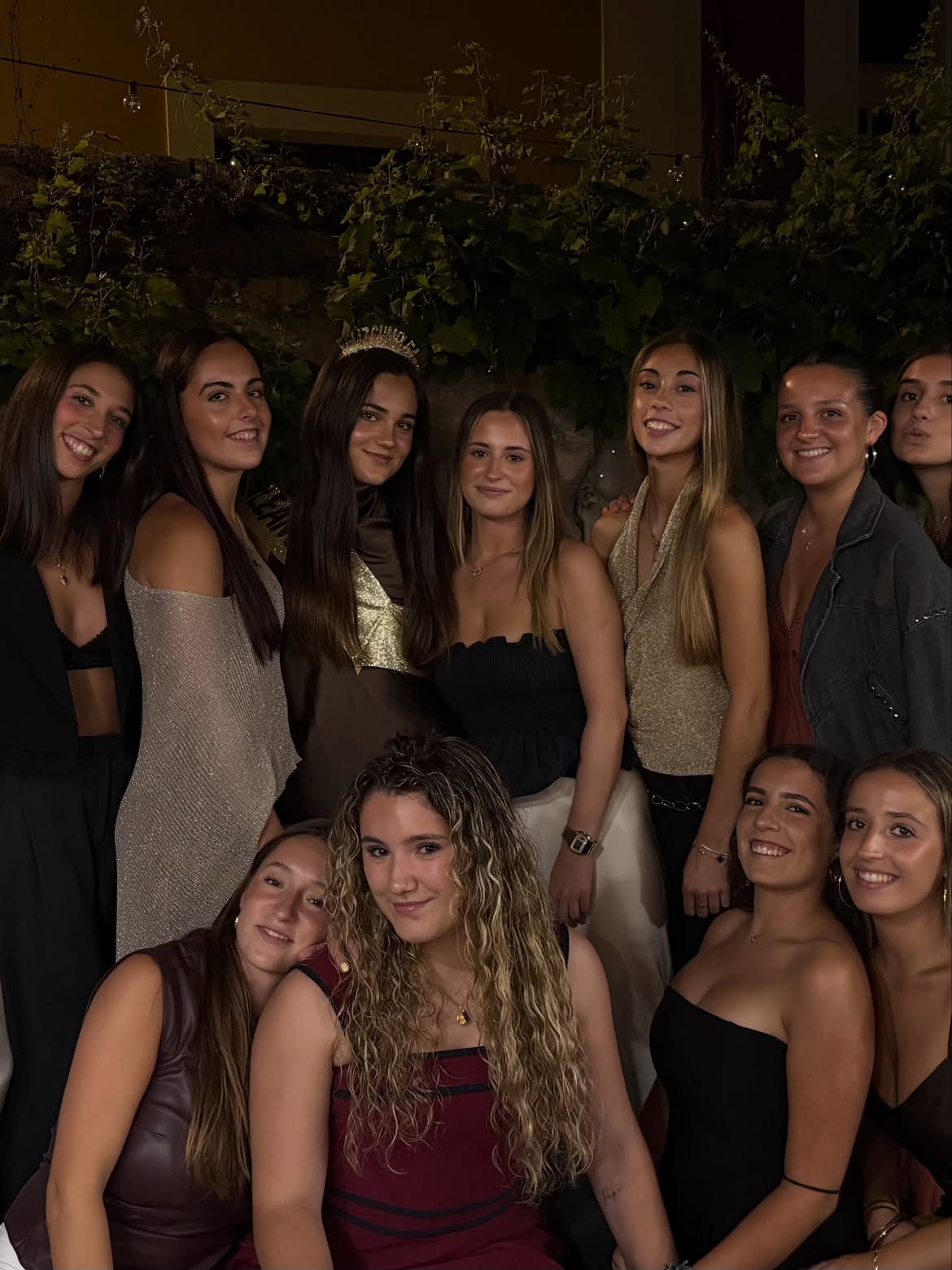 Daniella Bustamante durante la celebración de su cumpleaños en compañía de allegados | Fuente: Instagram/daaniellabustaa