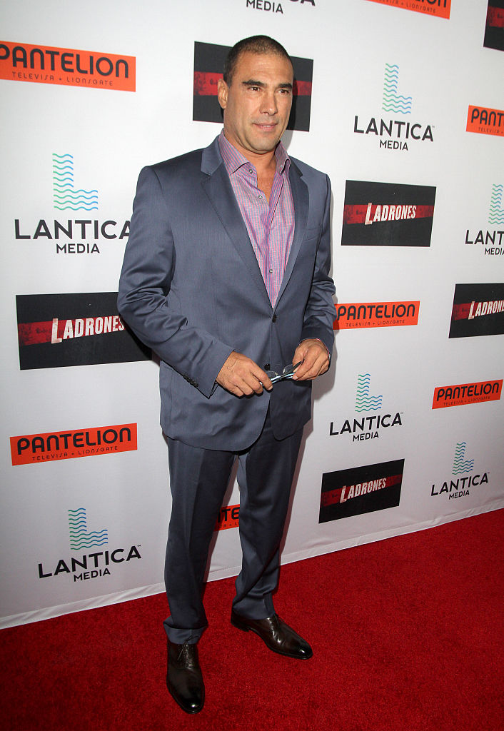 Eduardo Yáñez asiste al estreno de "Ladrones" de Pantelion Films en ArcLight Cinemas el 21 de septiembre de 2015 en Hollywood, California. | Fuente: Getty Images