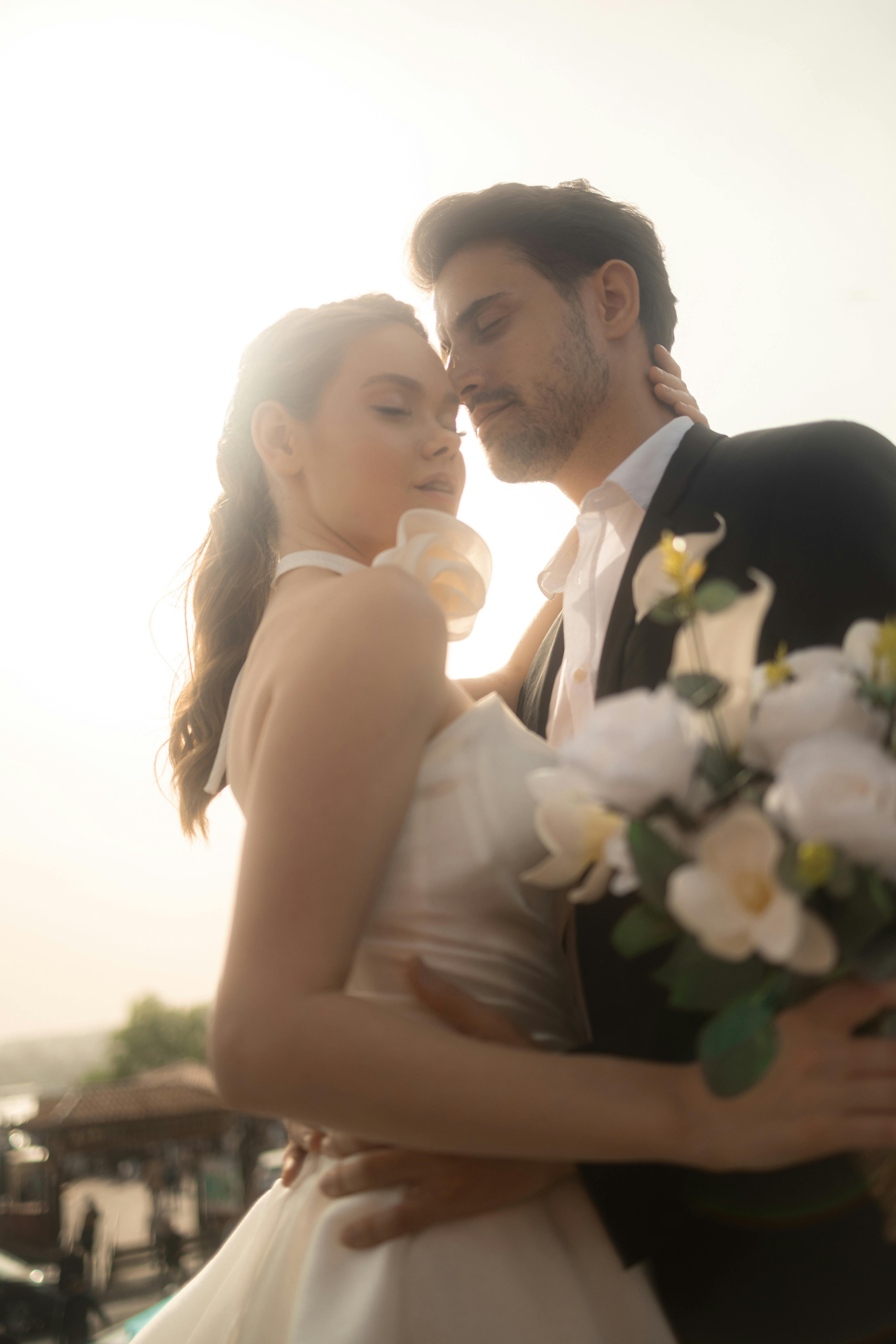Una pareja en su boda | Fuente: Pexels