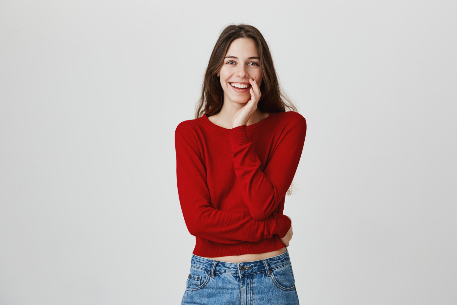 Una mujer sonriendo | Fuente: Freepik