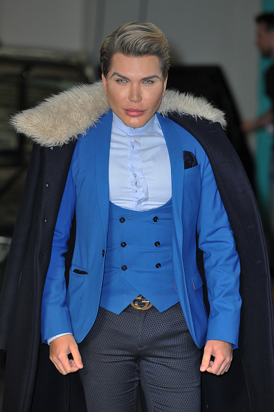 Rodrigo Alves, el "Muñeco Ken Humano", visto en los estudios de ITV This Morning el 3 de febrero de 2017 en Londres, Inglaterra | Fuente: Getty Images