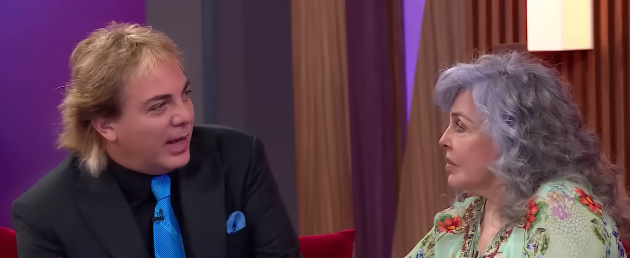 Verónica y Cristian Castro juntos en el programa "Tu Historia Como La Mía", conducido por Rocío Sánchez Azuara | Fuente: YouTube/ROCÍO SÁNCHEZ AZUARA