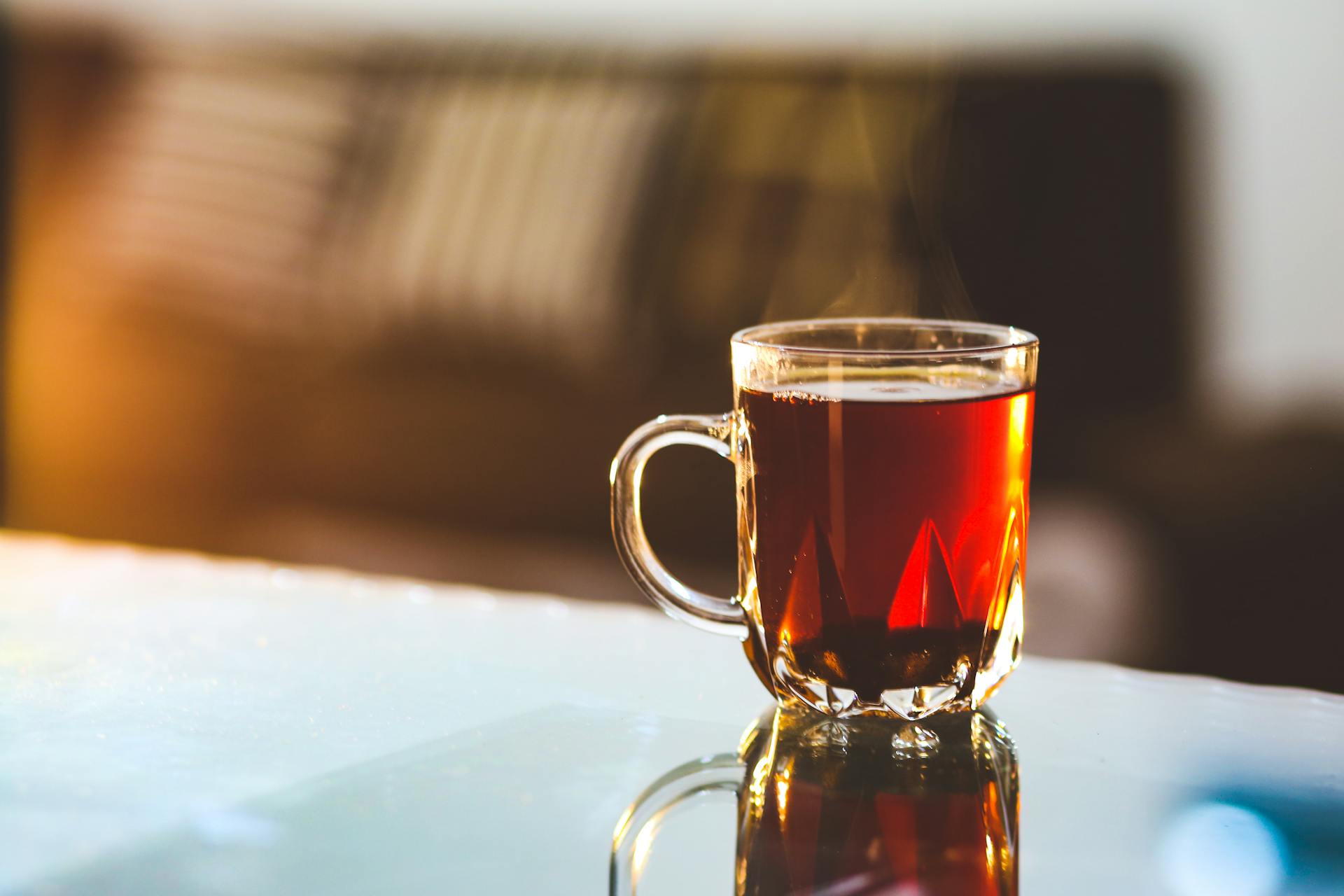 Té sobre una encimera | Fuente: Pexels