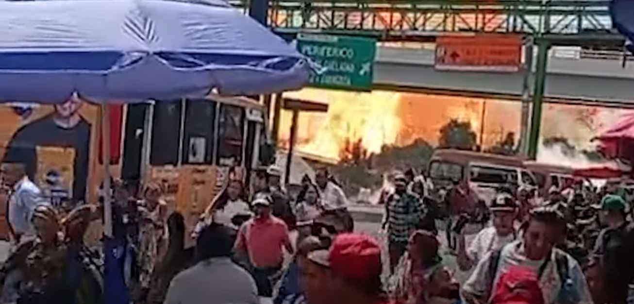Imágenes del lugar de la explosión | Fuente: YouTube.com/ElUniversalMex