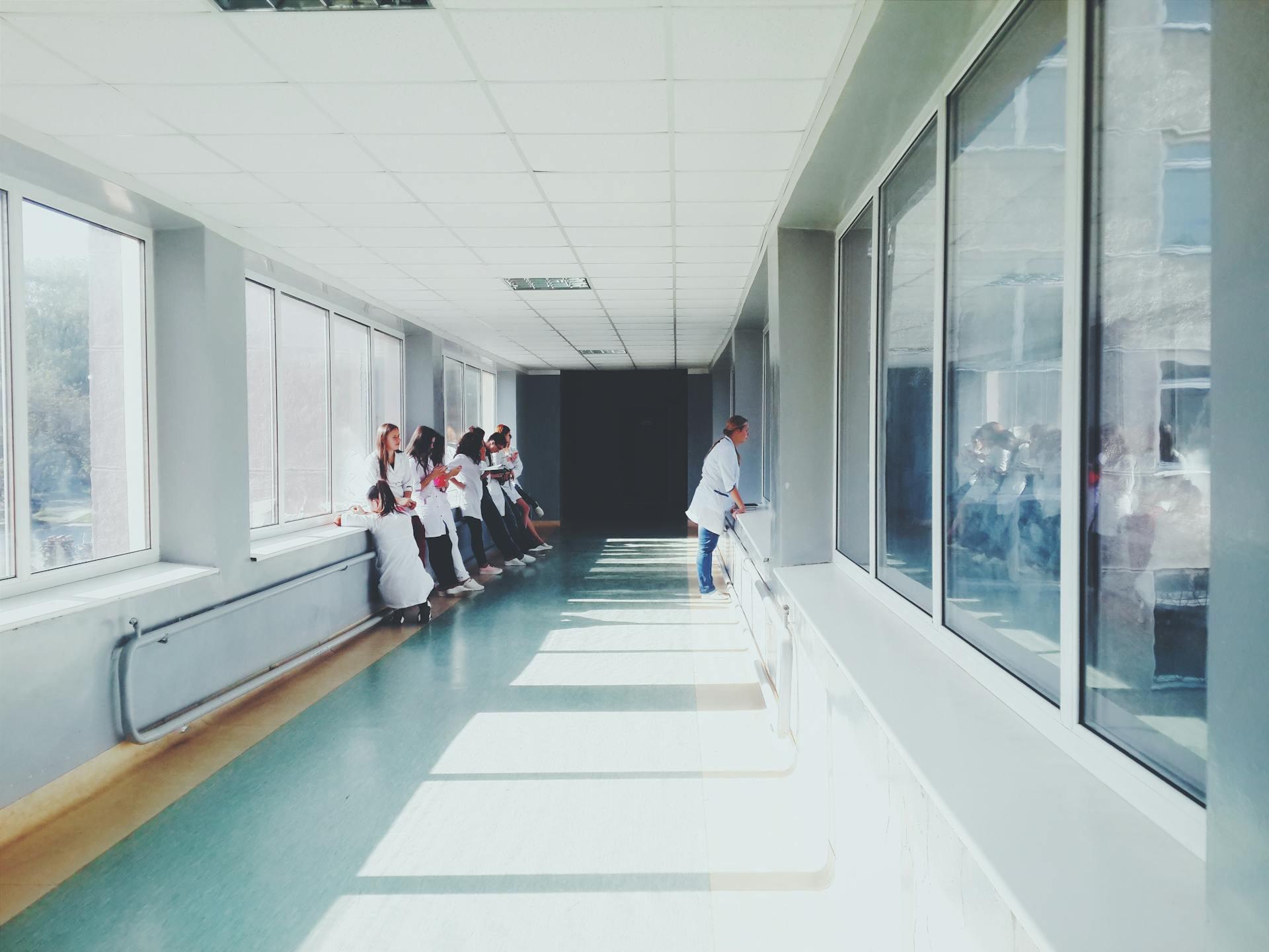 El pasillo de un hospital | Fuente: Pexels