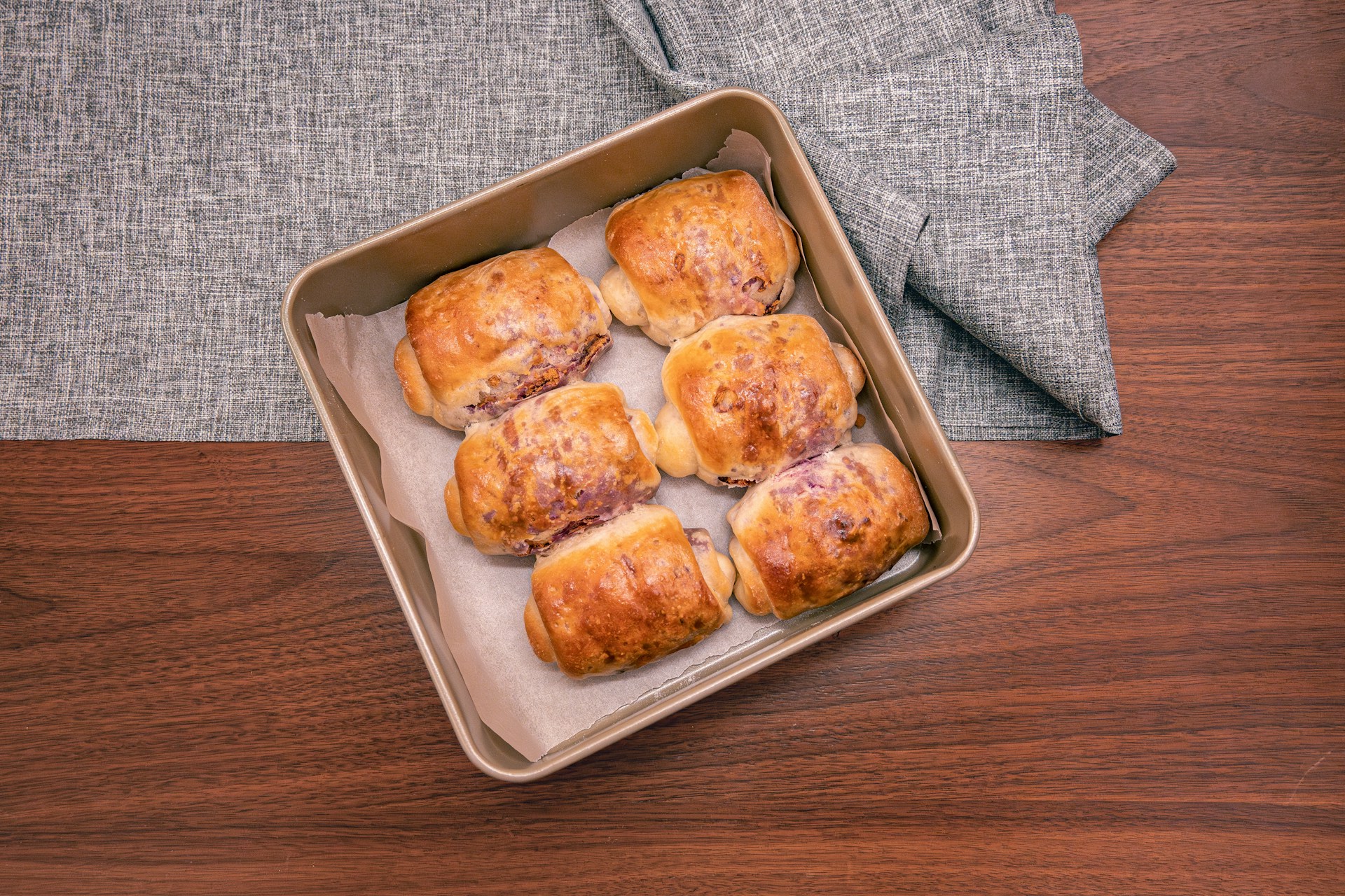 Rollitos de carne en una caja | Fuente: Unsplash