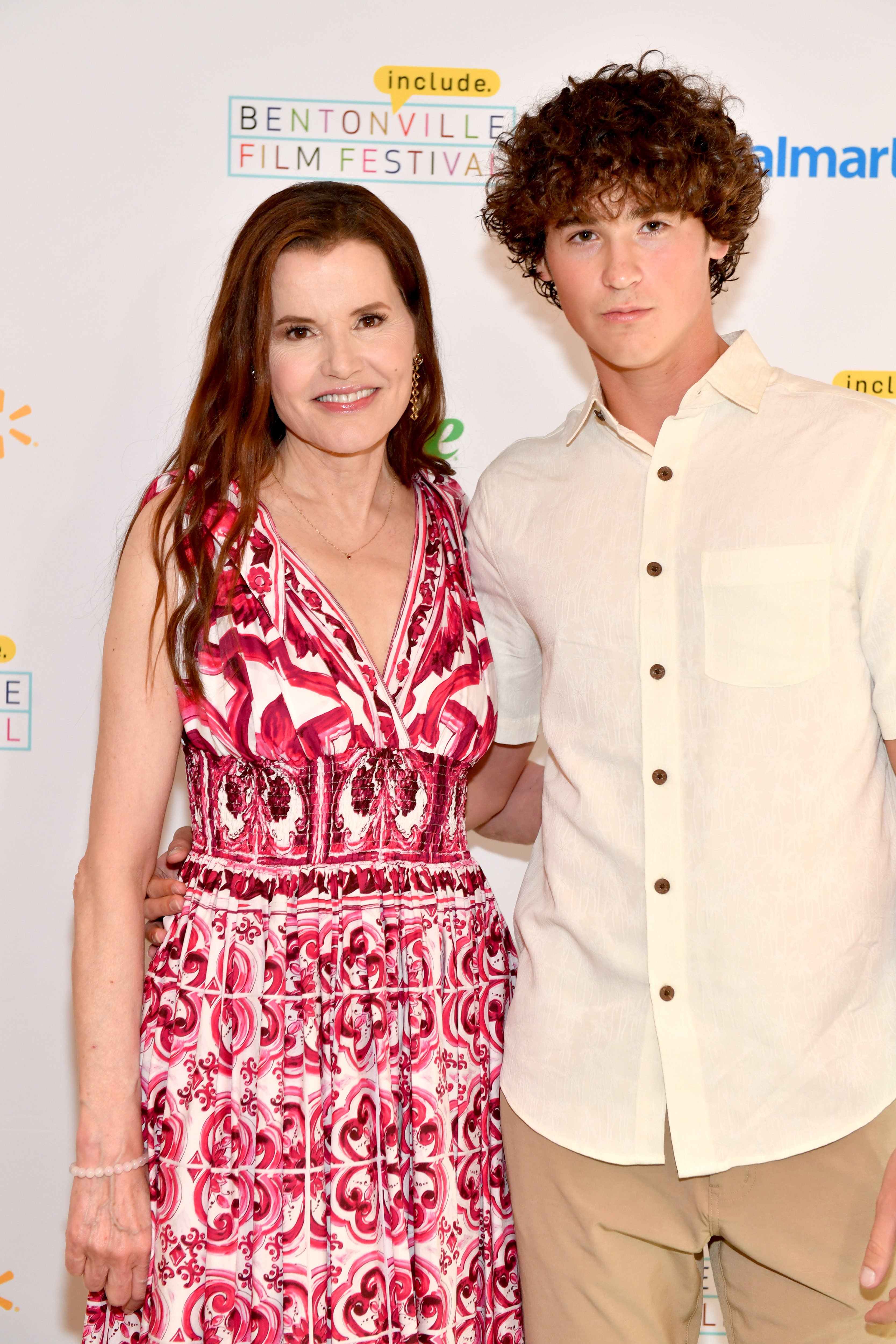 Geena Davis y Kian Jarrahy en el 9º Festival Anual de Cine de Bentonville el 14 de junio de 2023, en Bentonville, Arkansas | Fuente: Getty Images