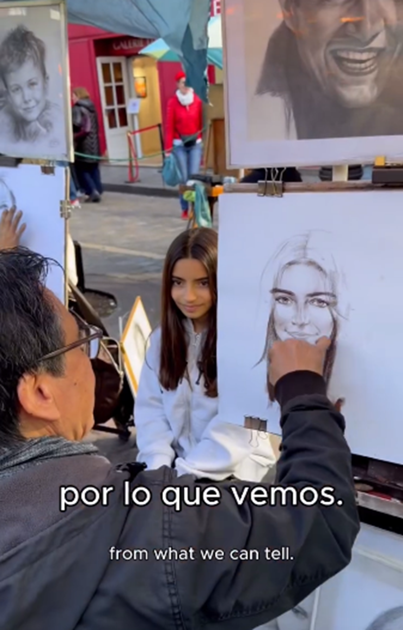 Eugenio Derbez mostró a su hija Aitana mientras hacían la segunda caricatura | Fuente: Instagram/ederbez