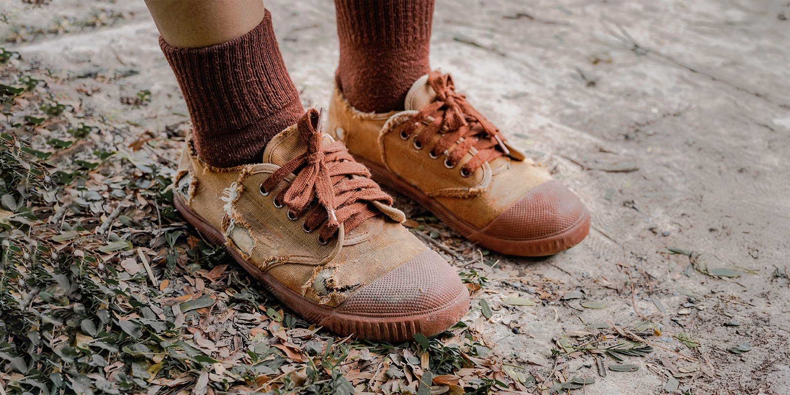 Zapatos desgastados | Fuente: Shutterstock
