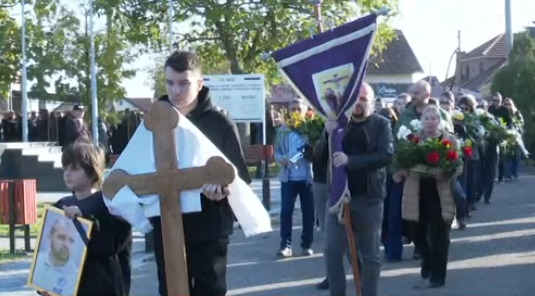 Actos fúnebres en honor de Mladen Zizovic. | Fuente: Youtube/BN TELEVIZIJA.