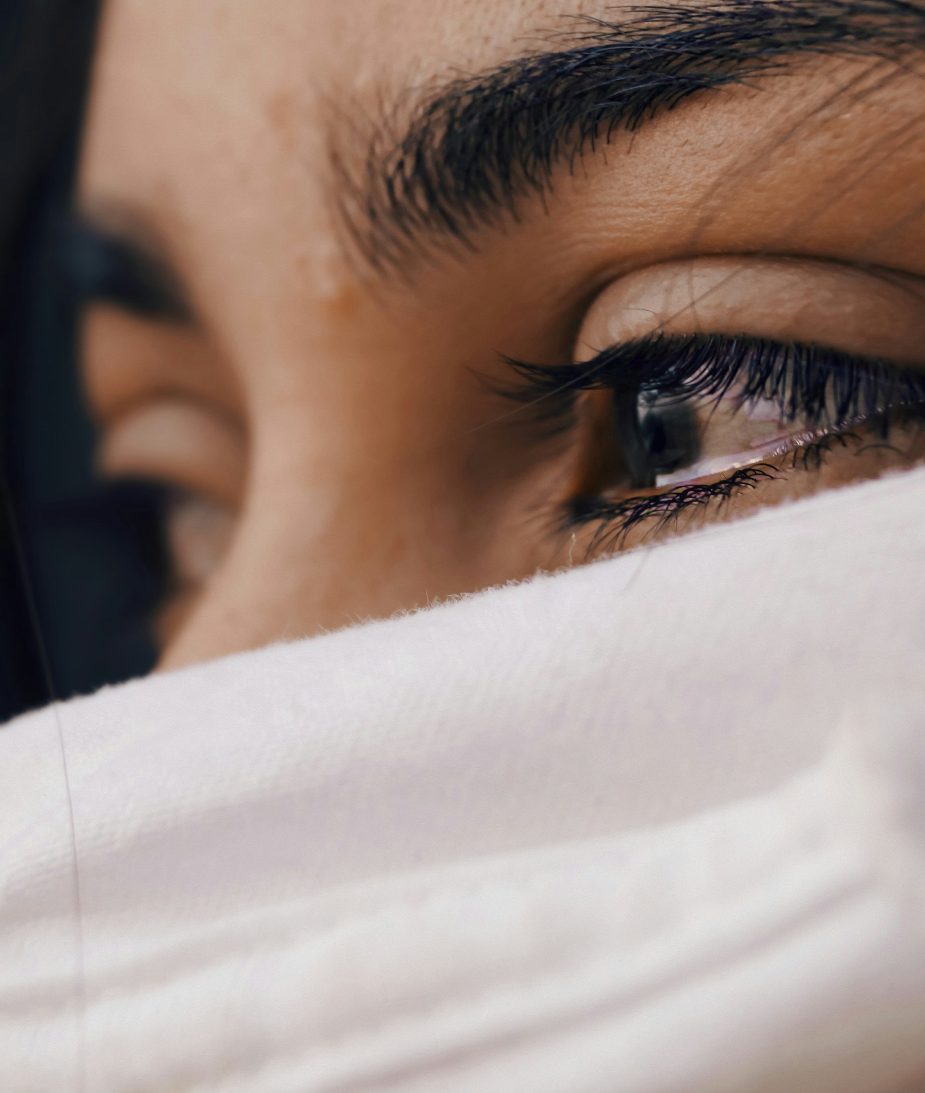 Una mujer emocionada llorando | Fuente: Unsplash