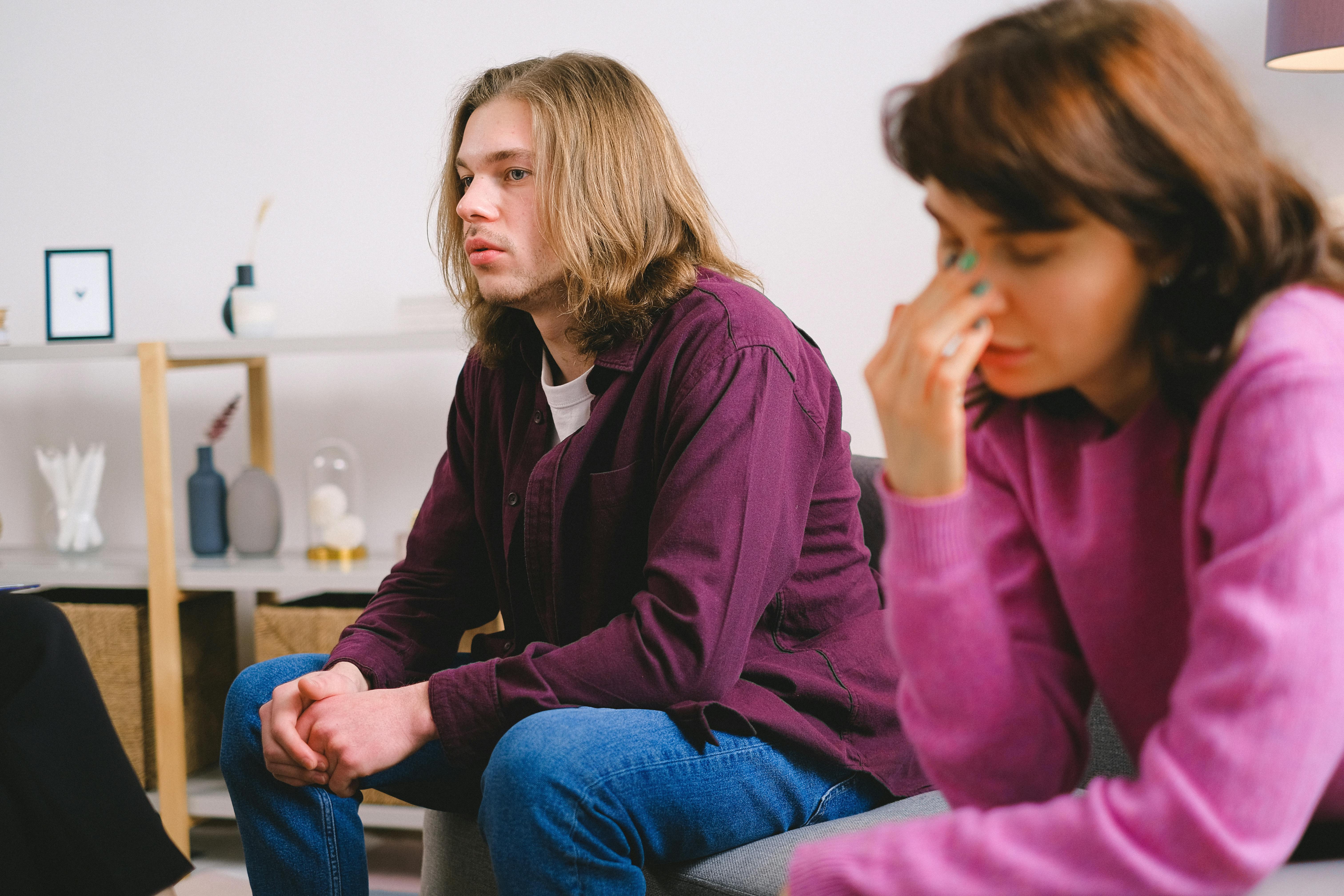 Una pareja estresada | Fuente: Pexels