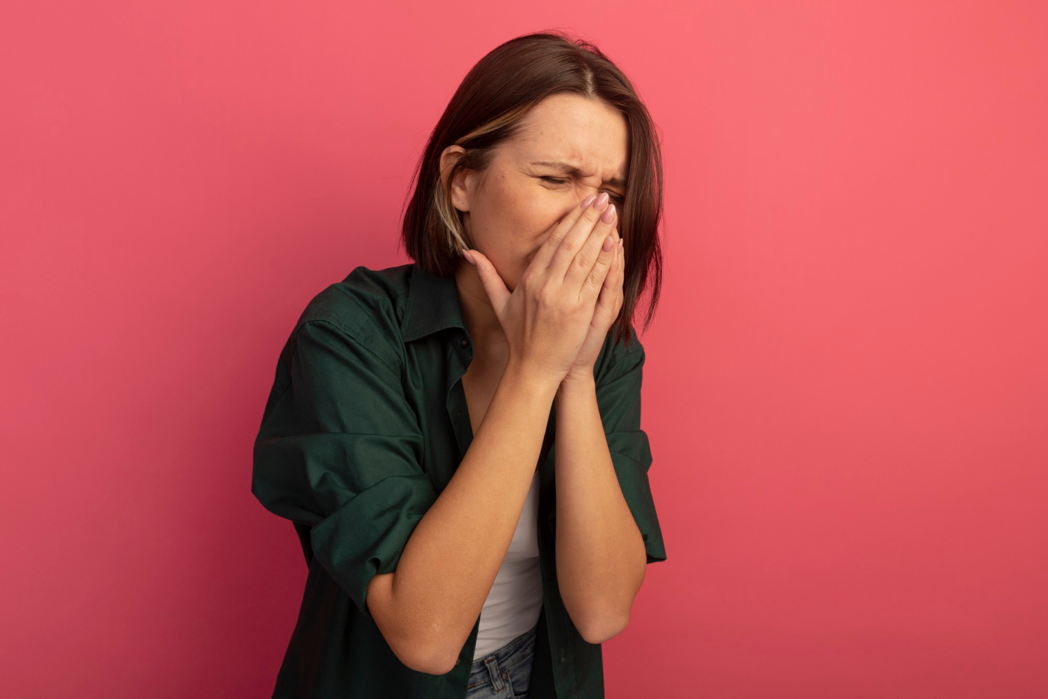 Una mujer llorando | Fuente: Freepik