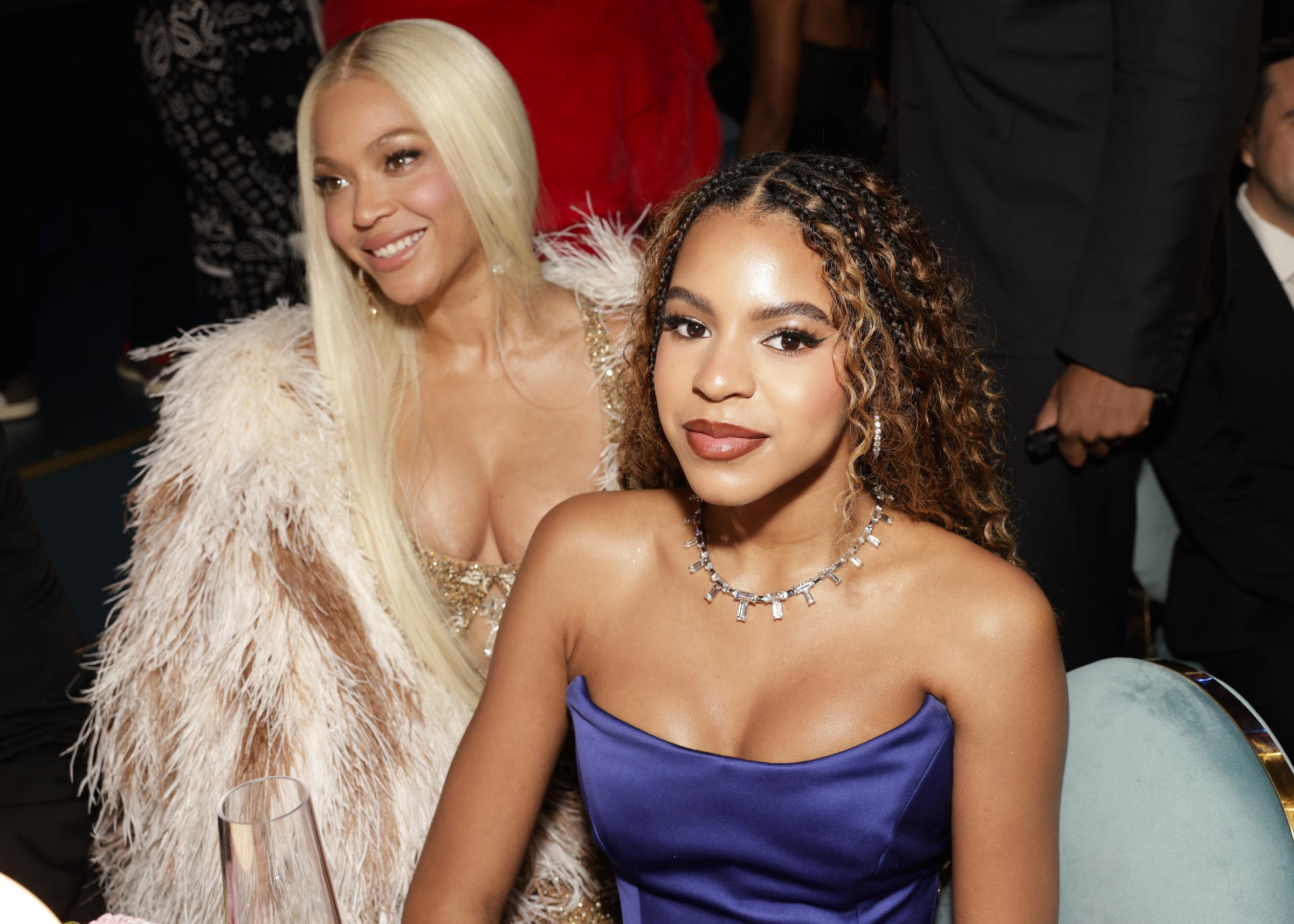Beyoncé y Blue Ivy en la 67ª edición de los Premios Grammy en Los Ángeles, California, el 2 de febrero de 2025. | Fuente: Getty Images