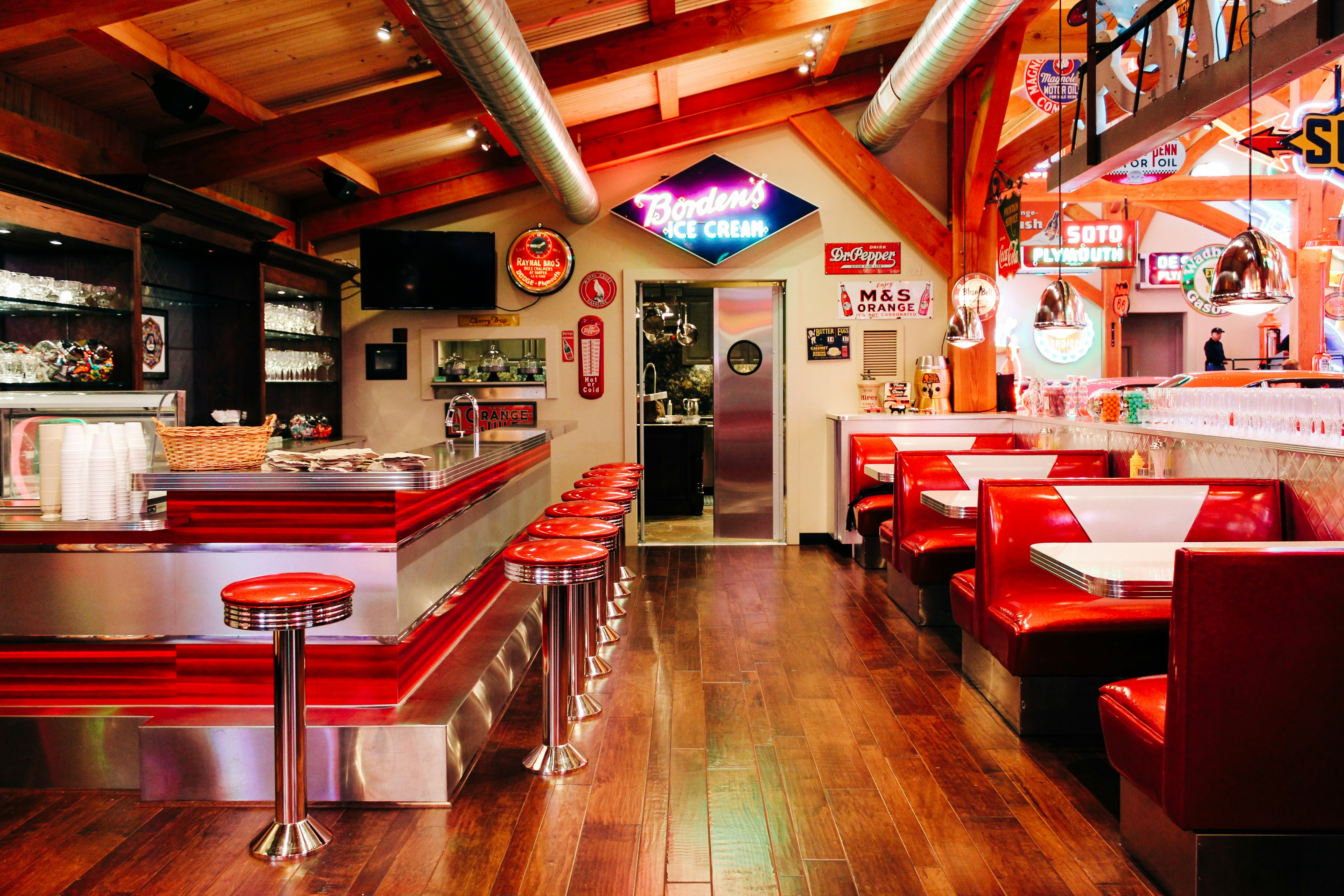 El interior de una cafetería | Fuente: Unsplash