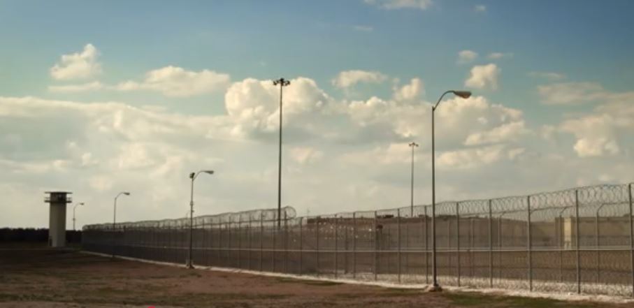 La prisión | Fuente: YouTube/TIFF