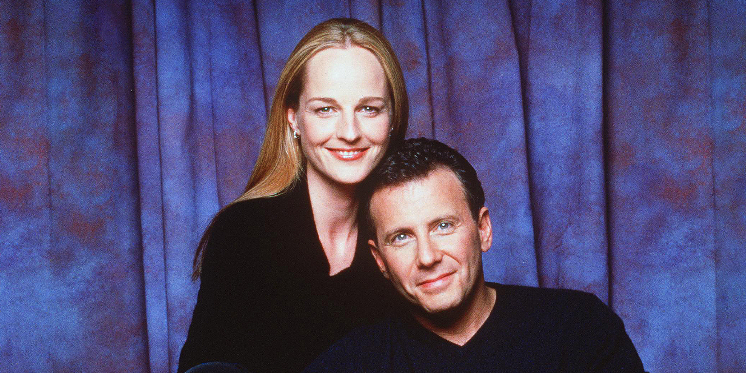 El actor posa con Helen Hunt | Fuente: Getty Images