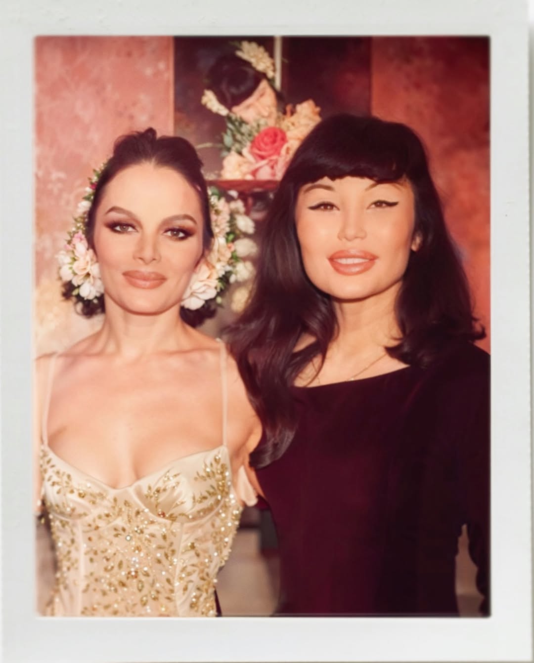 Lyn May posando con su amiga Sasha, en febrero de 2024 | Fuente: Instagram/lyn_may_