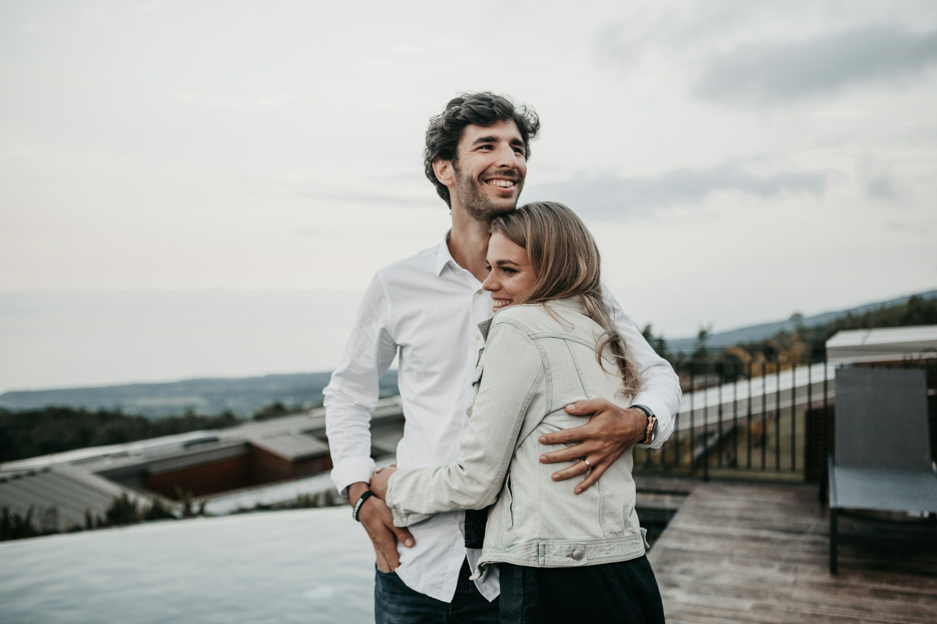 Una pareja feliz | Fuente: Unsplash