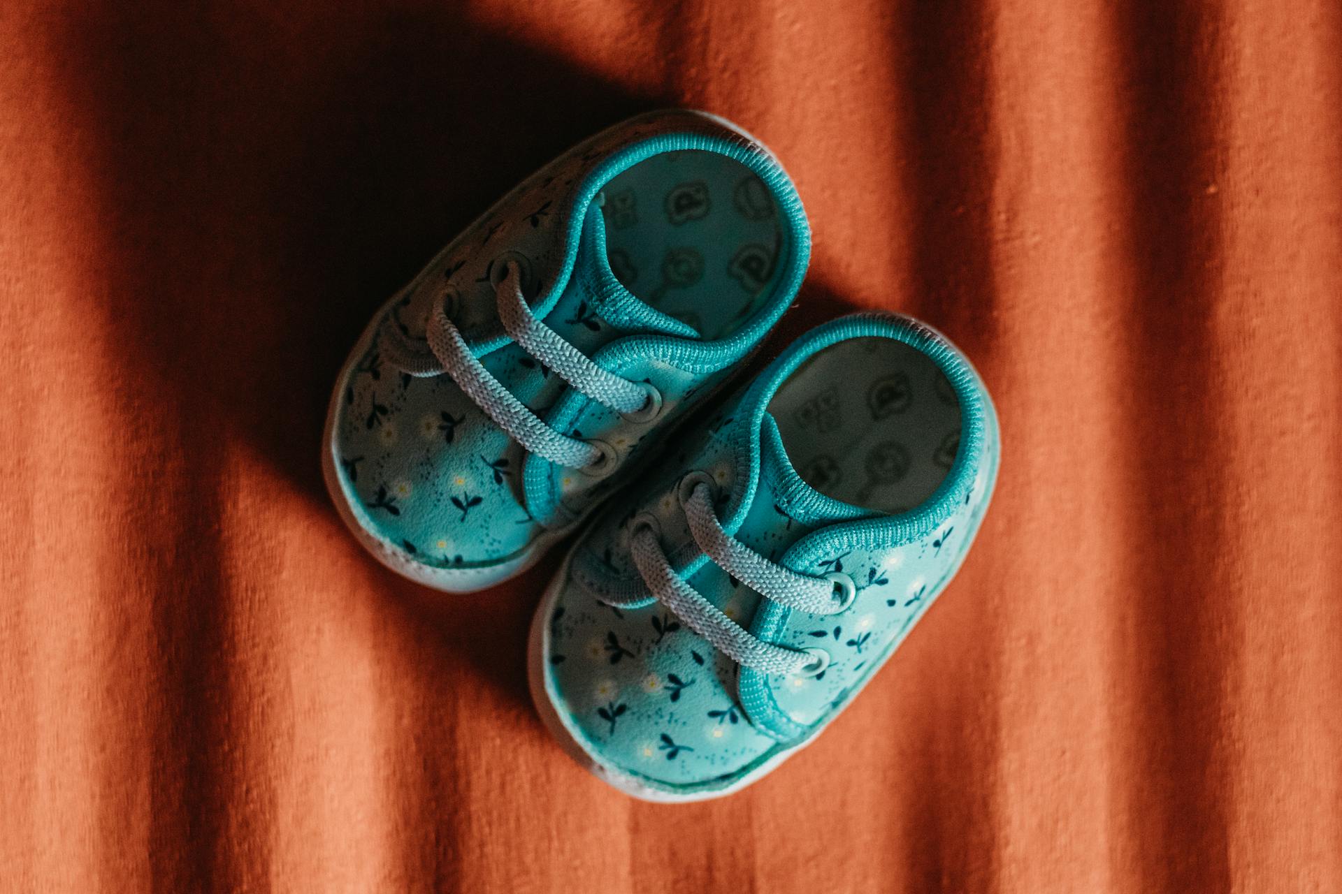 Zapatos de bebé | Fuente: Pexels