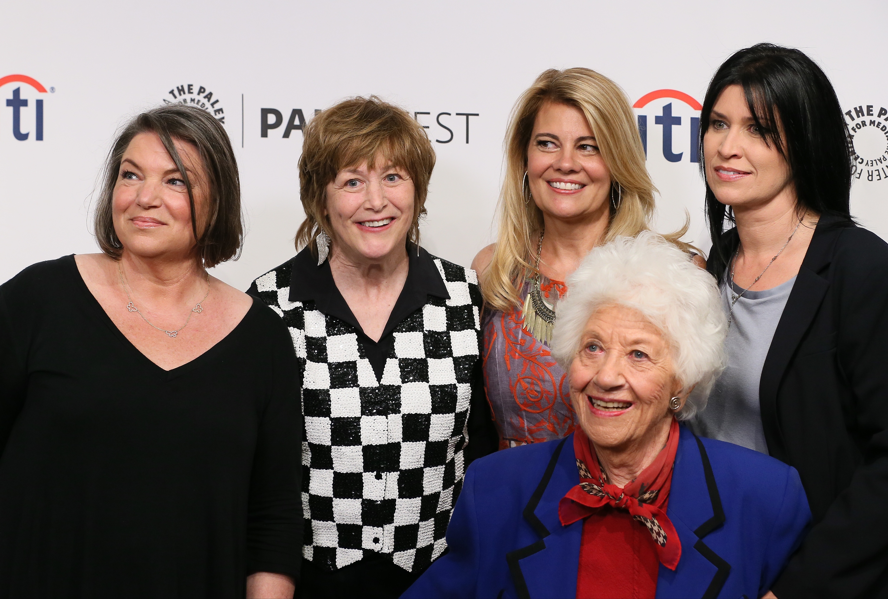 Mindy Cohn, Geri Jewell, Lisa Whelchel, Charlotte Rae y la actriz en el PaleyFestFall TV Previews - Fall Flashback: "The Facts Of Life", la reunión del 35.º aniversario, el 15 de septiembre de 2014 en Beverly Hills, California | Fuente: Getty Images