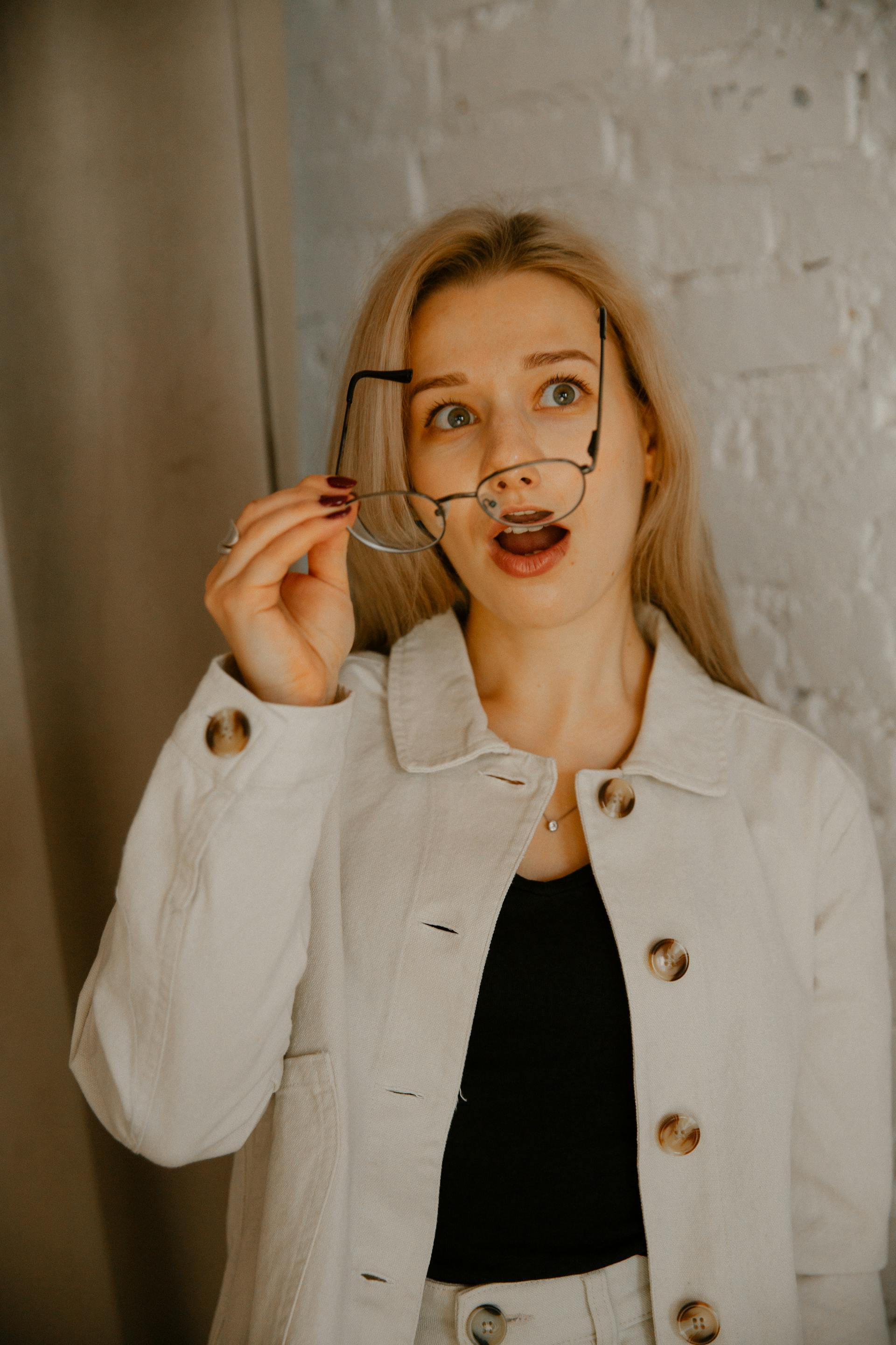 Una mujer conmocionada | Fuente: Pexels