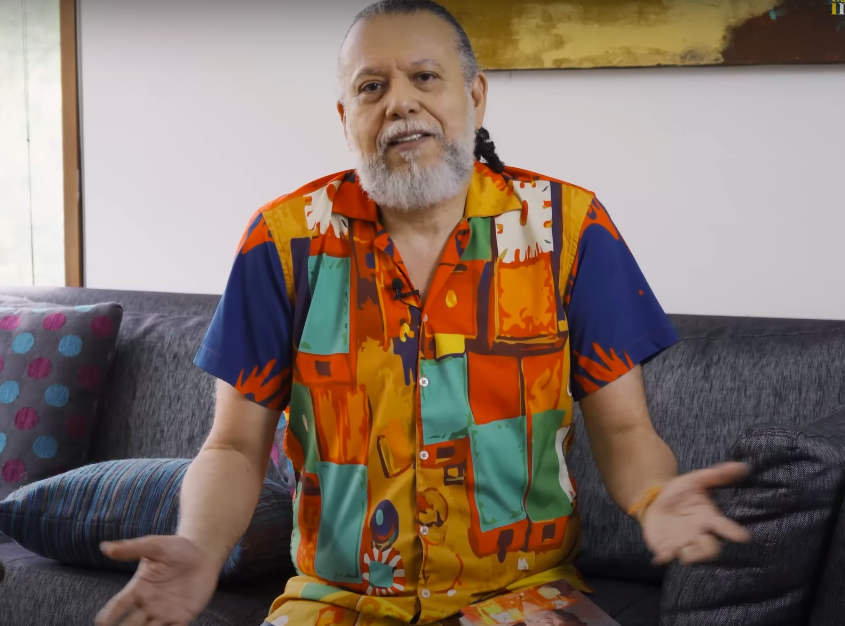 Alberto Linero en su polémica entrevista. | Foto: YouTube.com/DesnudateConEva