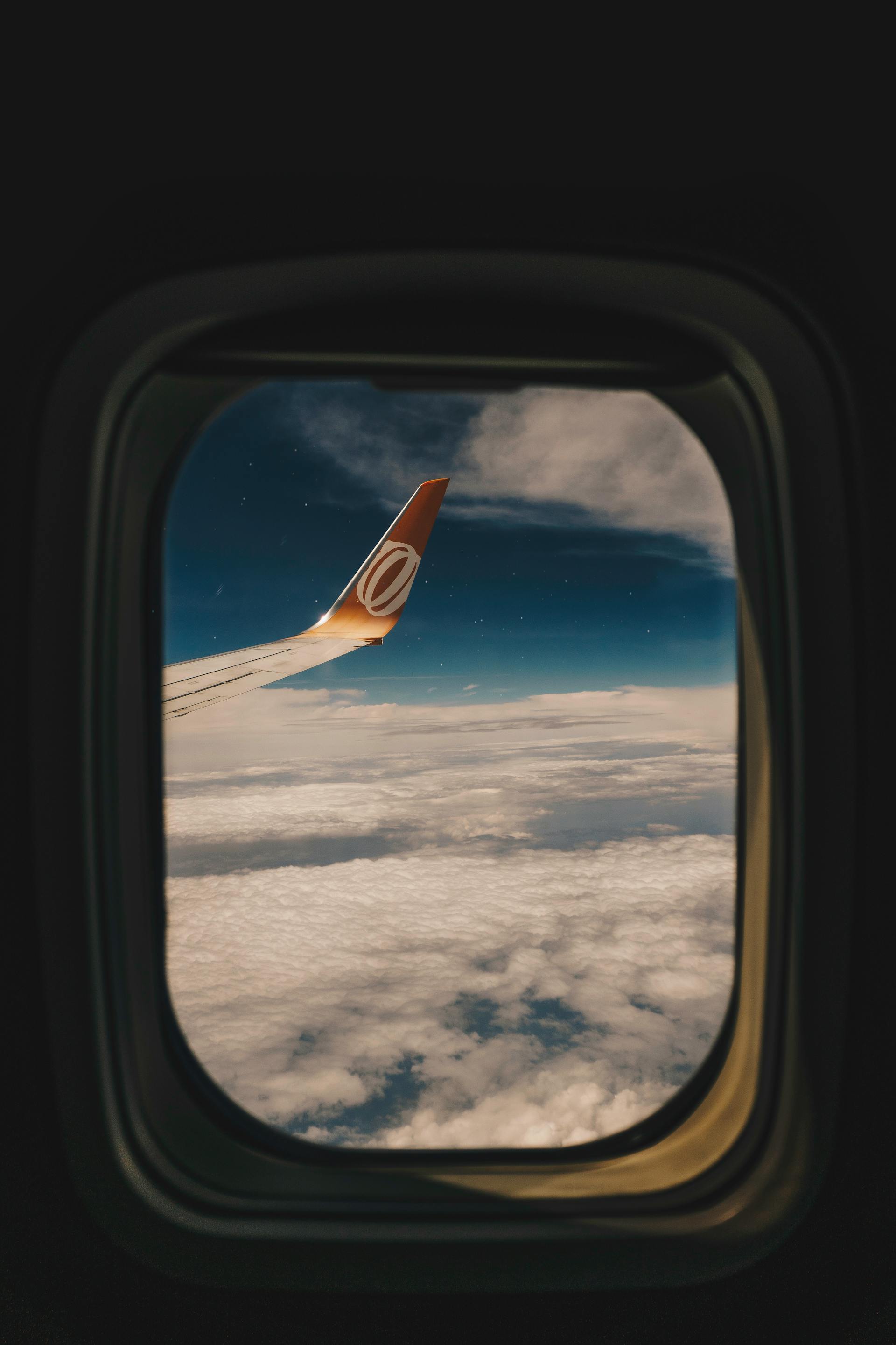 La vista desde la ventanilla de un avión | Fuente: Pexels