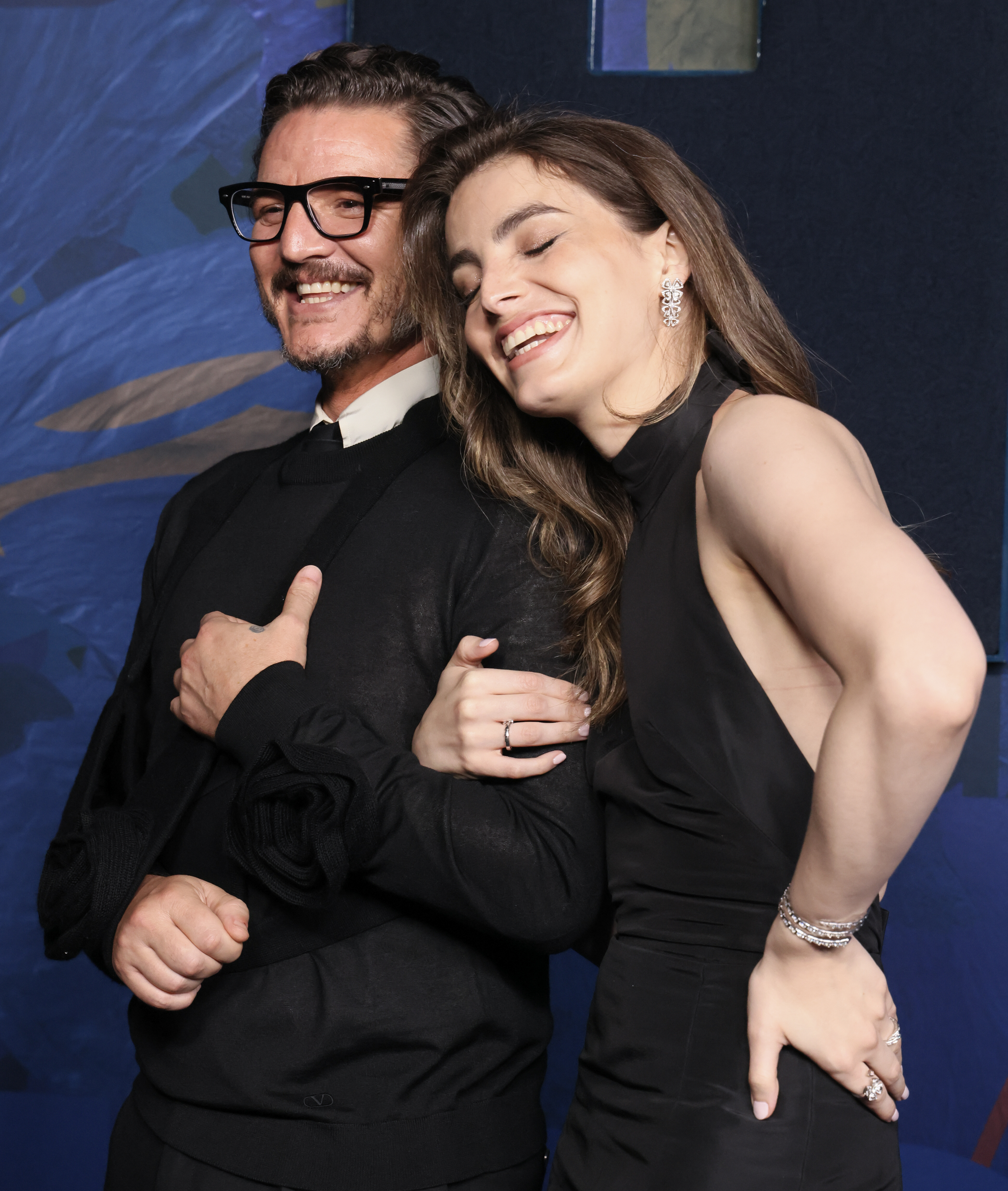 Pedro y Lux Pascal en la recepción post-Emmy 2024 de HBO el 15 de enero en West Hollywood, California. | Fuente: Getty Images