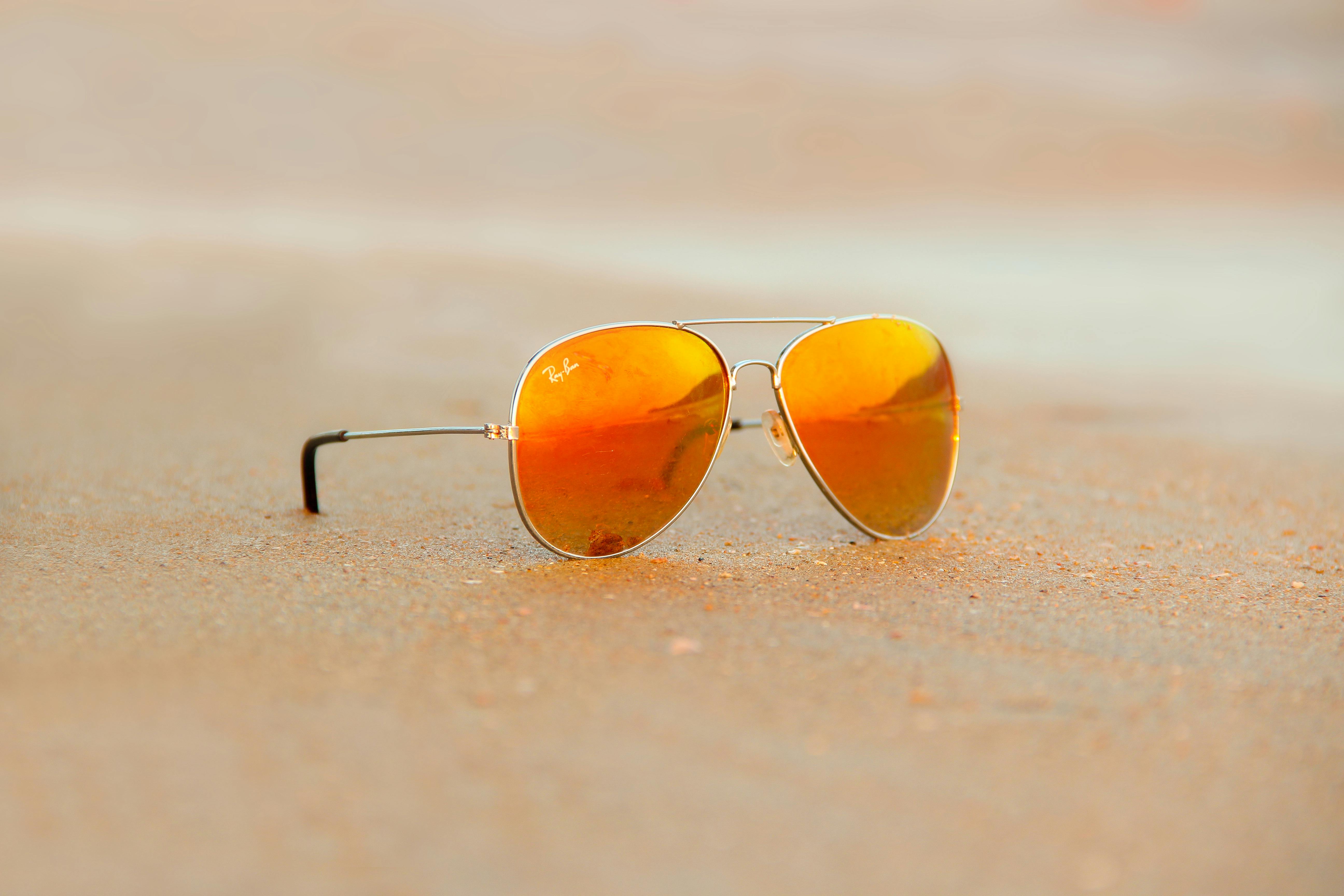 Unas gafas de sol | Fuente: Pexels
