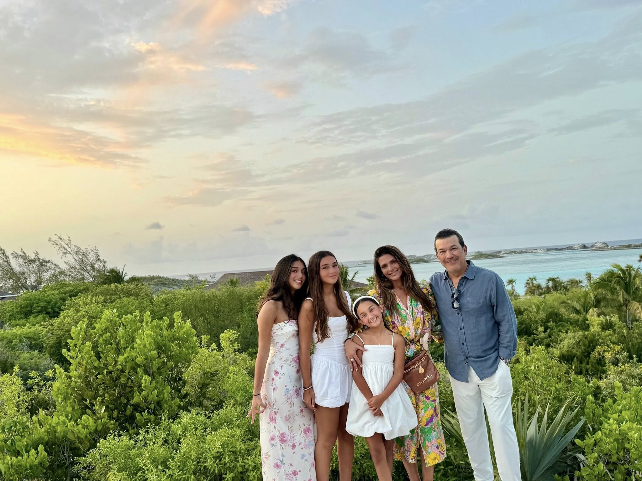 Sofía y su familia. | Foto: facebook.com/BarbaraBermudoOficial