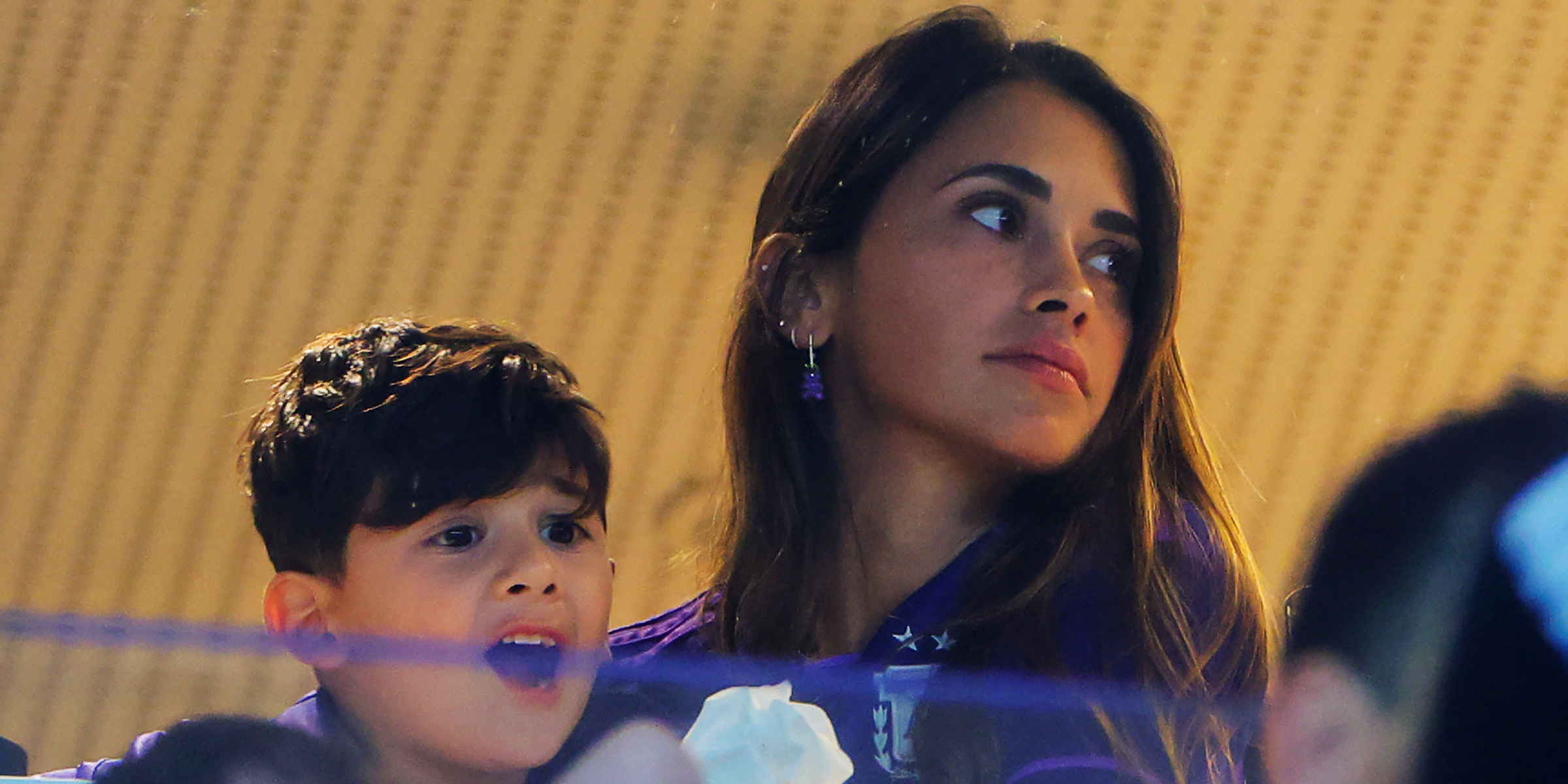 Thiago Messi y su mamá Antonela Roccuzzo | Foto: Getty Images