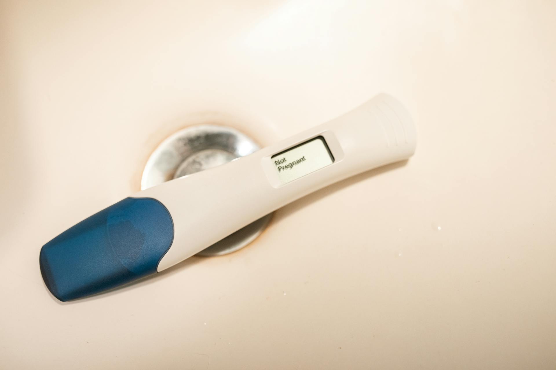 Un test de embarazo negativo | Fuente: Pexels