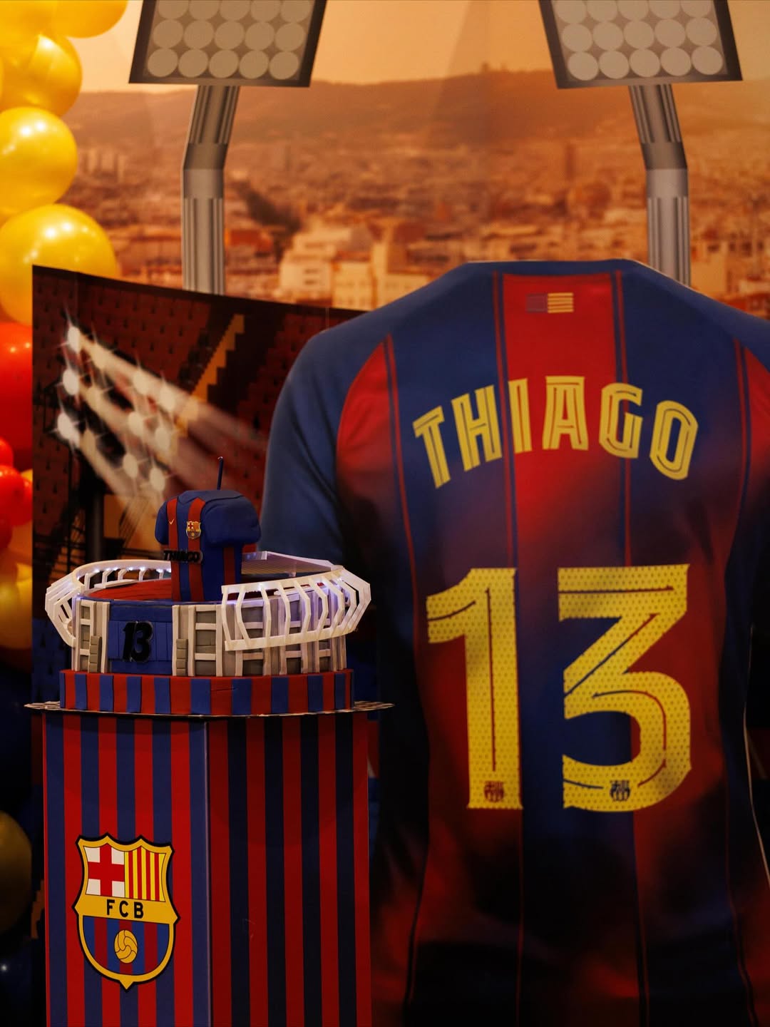Camiseta con el nombre "Thiago" y el número 13 | Fuente: Instagram/antonelaroccuzzo