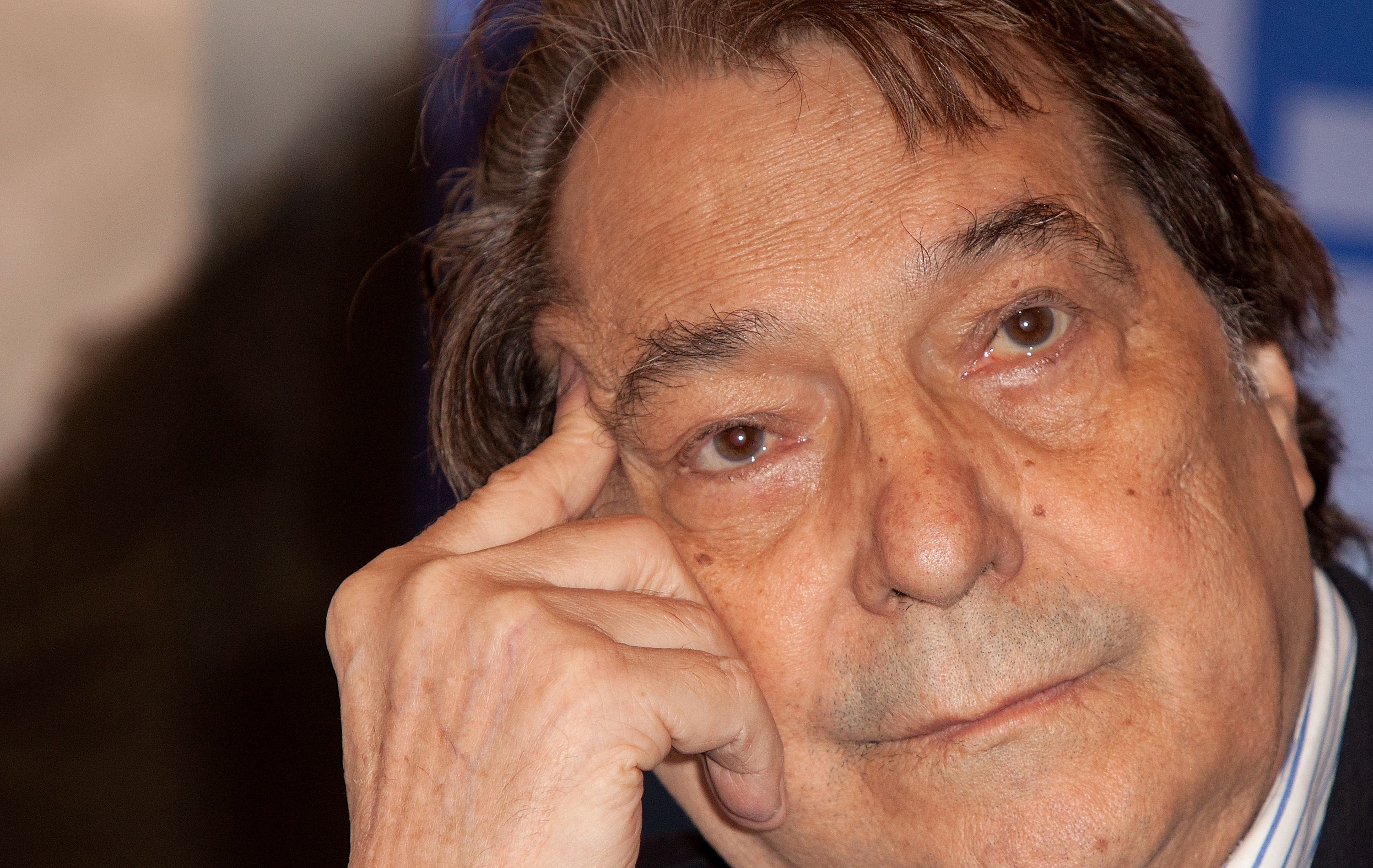 Sancho Gracia asiste al "Festival Internacional Rías Baixas" en la Casa de Galicia el 11 de abril de 2011 en Madrid, España. | Fuente: Getty Images