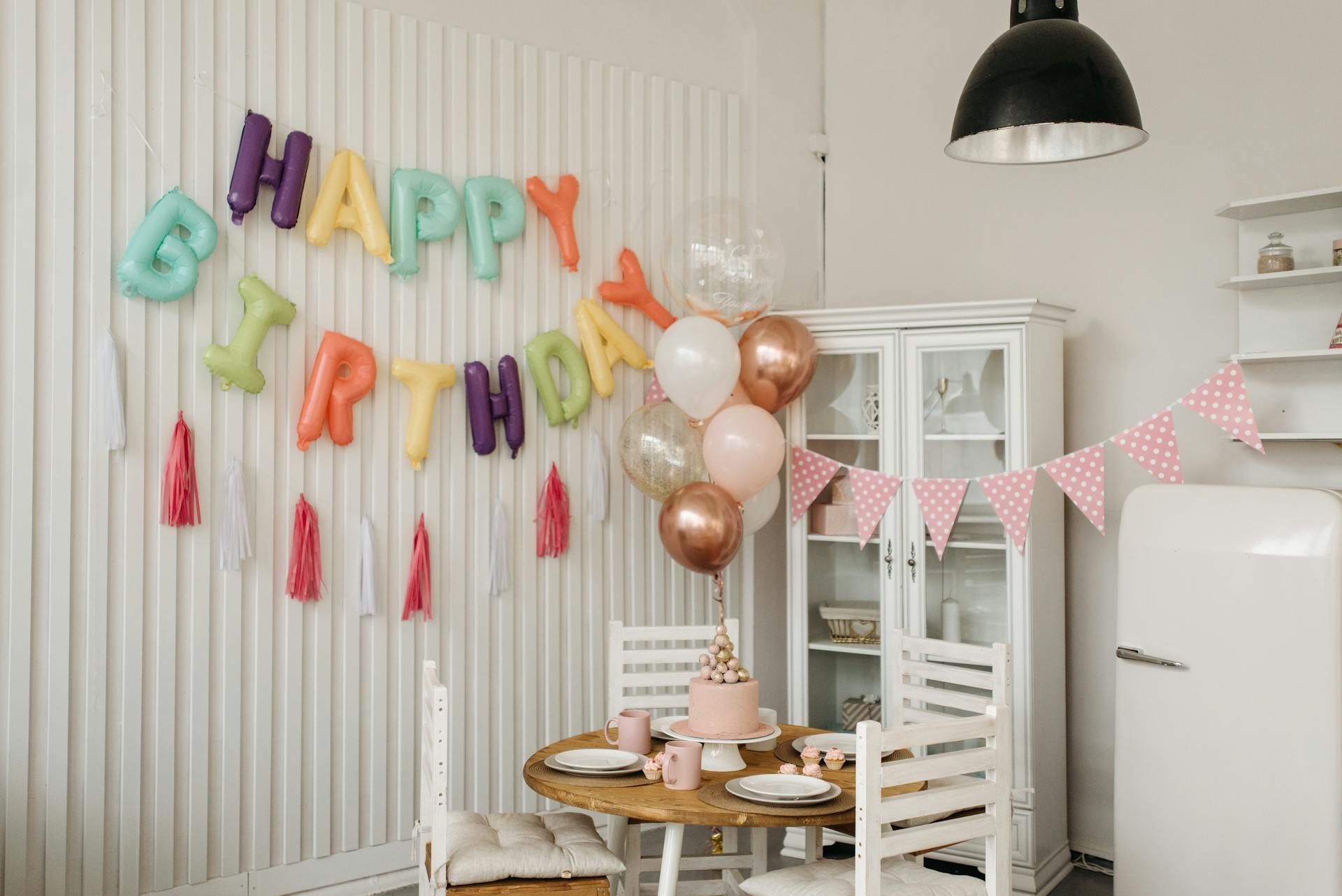Globos de cumpleaños | Fuente: Pexels