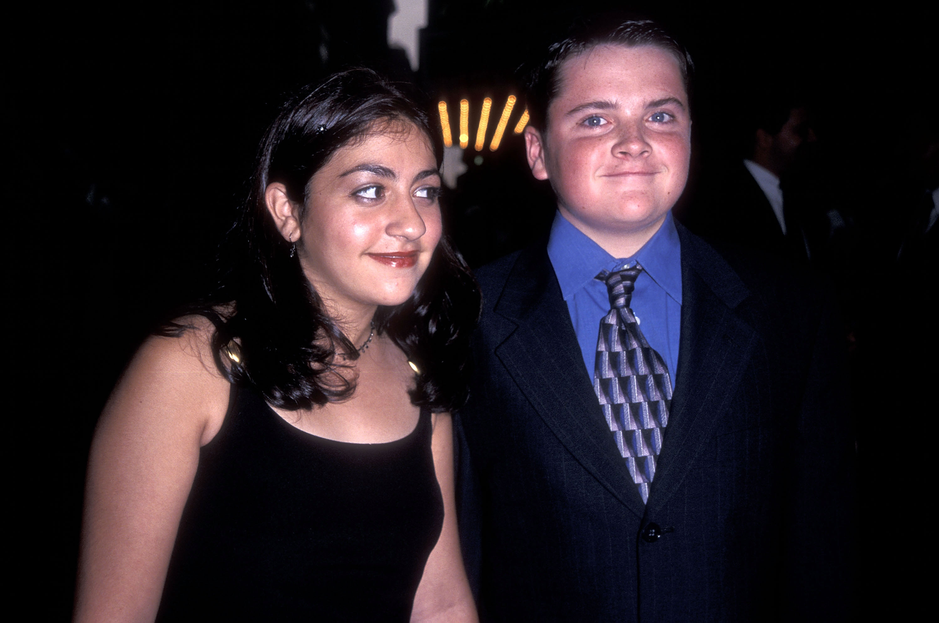 Robert Iler empezó su carrera como actor siendo muy joven, antes de conseguir el papel que le dio a conocer en televisión. En esta foto, él y un invitado asistieron al