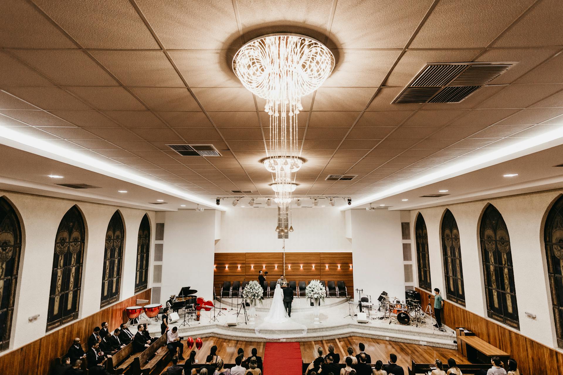 El interior de una iglesia | Fuente: Pexels