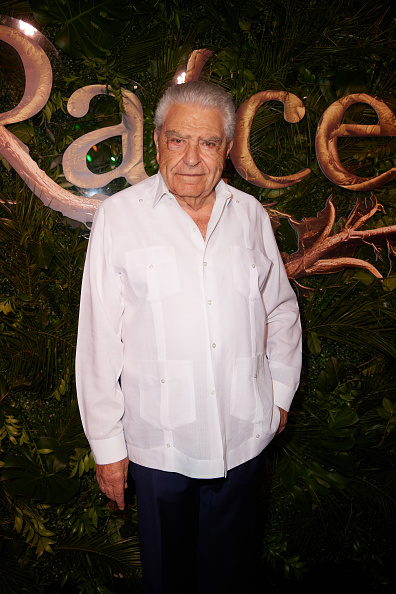 Don Francisco asiste a la fiesta de lanzamiento del álbum "Raíces" de Gloria Estefan en Paradise Plaza, en el Miami Design District, el 28 de mayo de 2025 en Miami, Florida | Fuente: Getty Images
