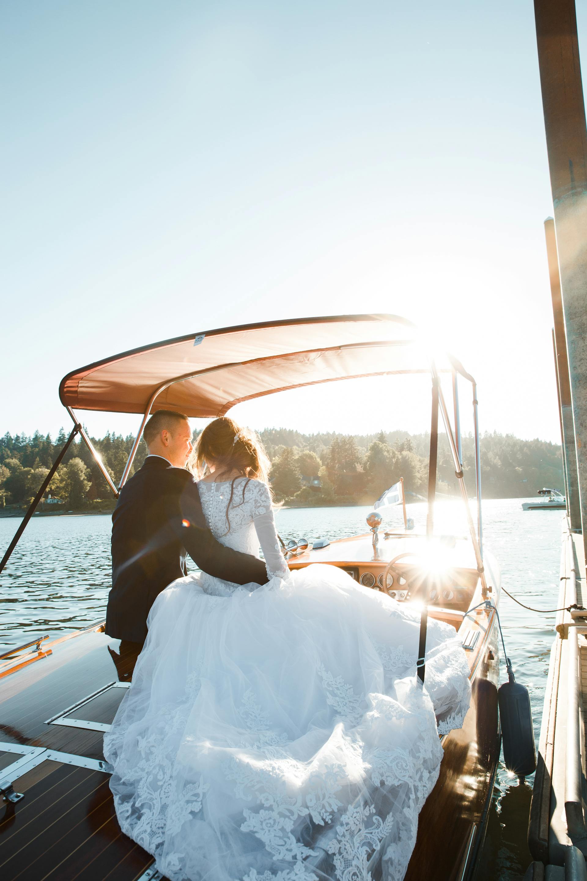 Una pareja en un yate | Fuente: Pexels