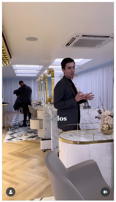 "Micky Hair" muestra su salón de belleza. | Fuente: instagram.com/micky_hair