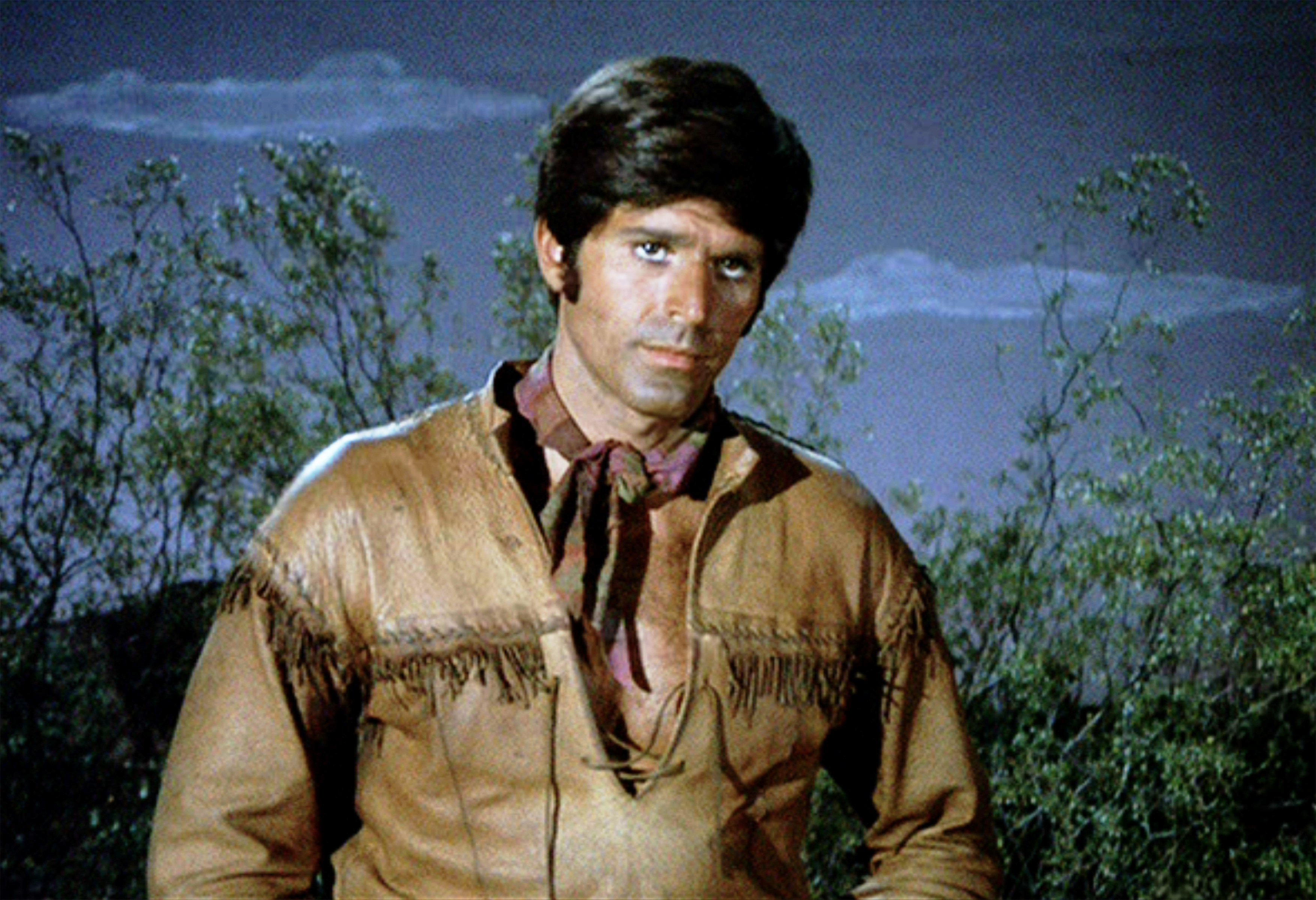 "RIO LOBO", película estrenada originalmente el 18 de diciembre de 1970. Dirigida por Howard Hawks. En la imagen, Jorge Rivero (como Pierre Cordona). | Fuente: Getty Images