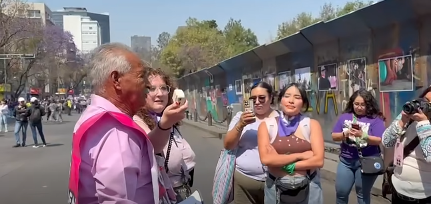 José Luis, el padre de Esmeralda, la adolescente desaparecida en 2009, habla | Fuente: Facebook/ElUniversalOnline