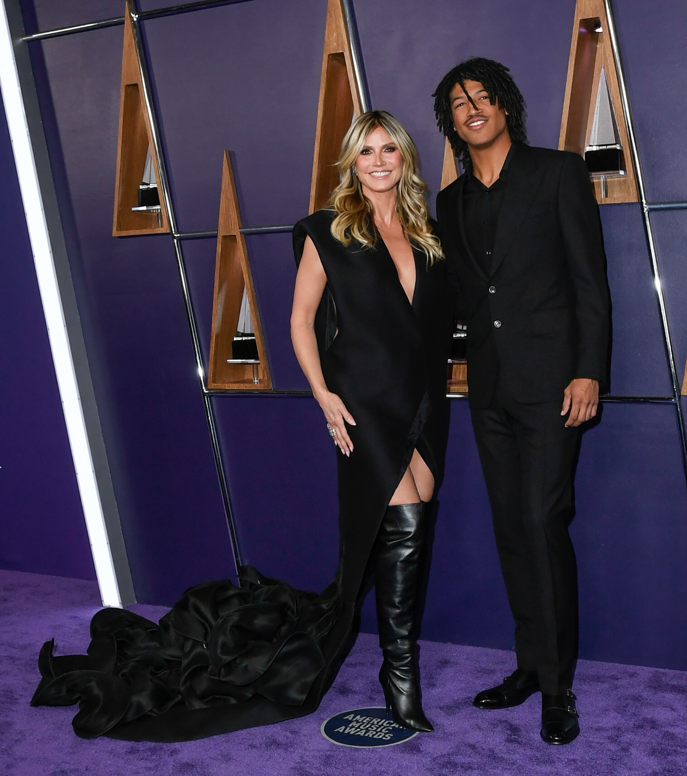 Heidi Klum y Henry Samuel asisten a los 2025 American Music Awards en Fontainebleau Las Vegas el 26 de mayo de 2025, en Las Vegas, Nevada. | Fuente: Getty Images