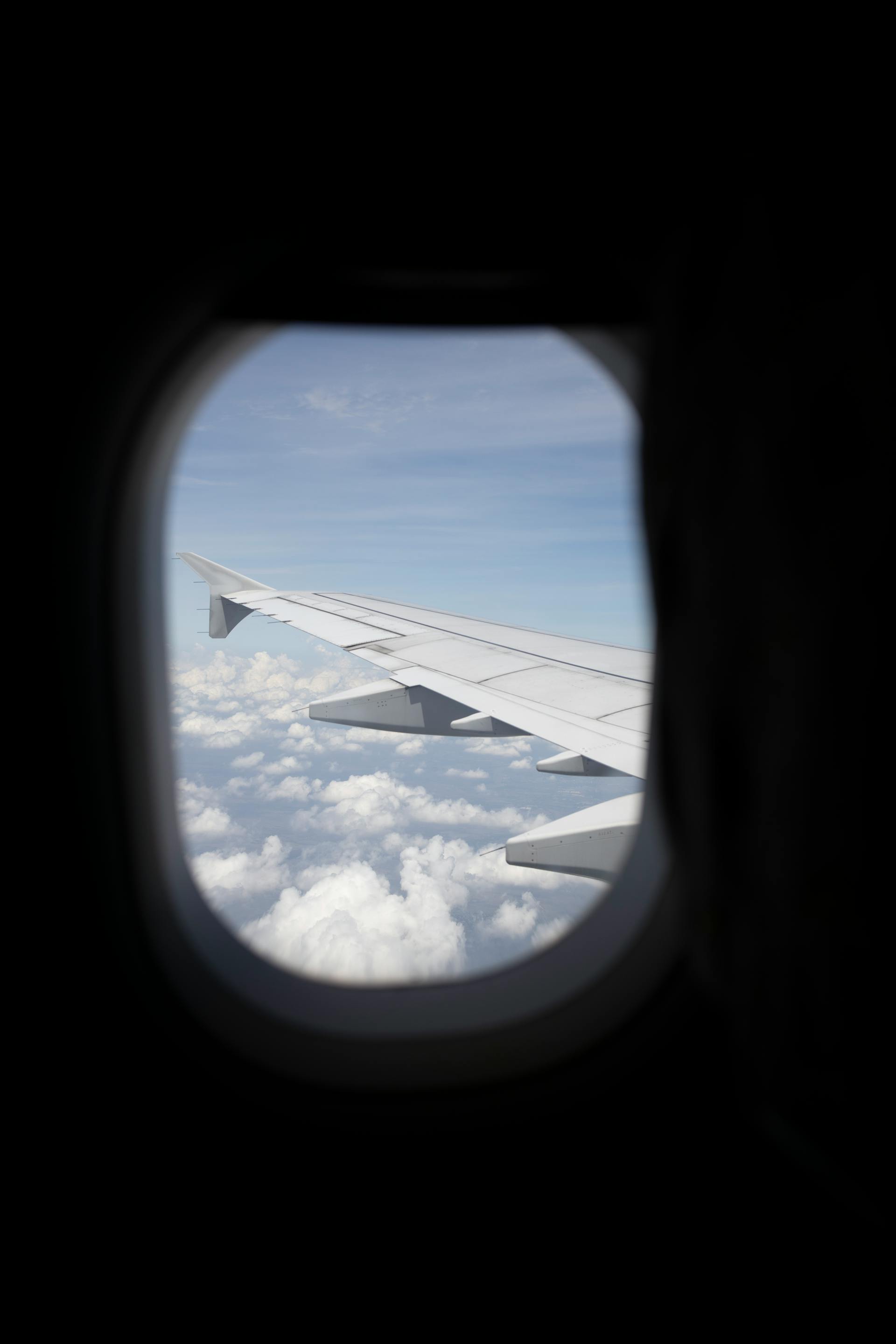La vista desde la ventanilla de un avión | Fuente: Pexels
