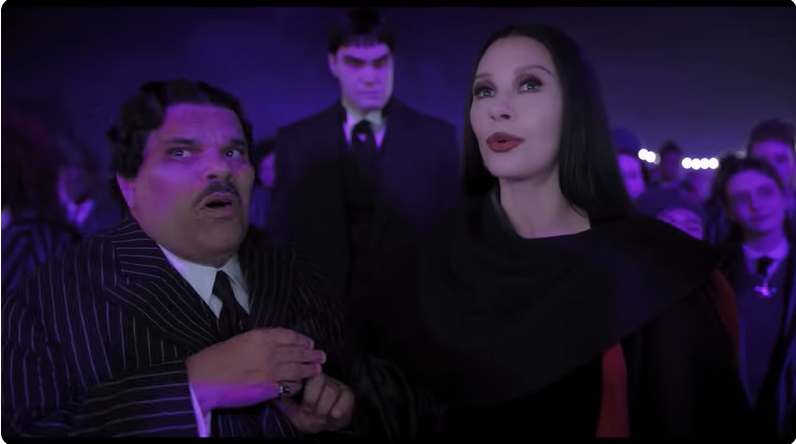 Luis Guzmán and Catherine Zeta-Jones habla sobre la segunda temporada de
