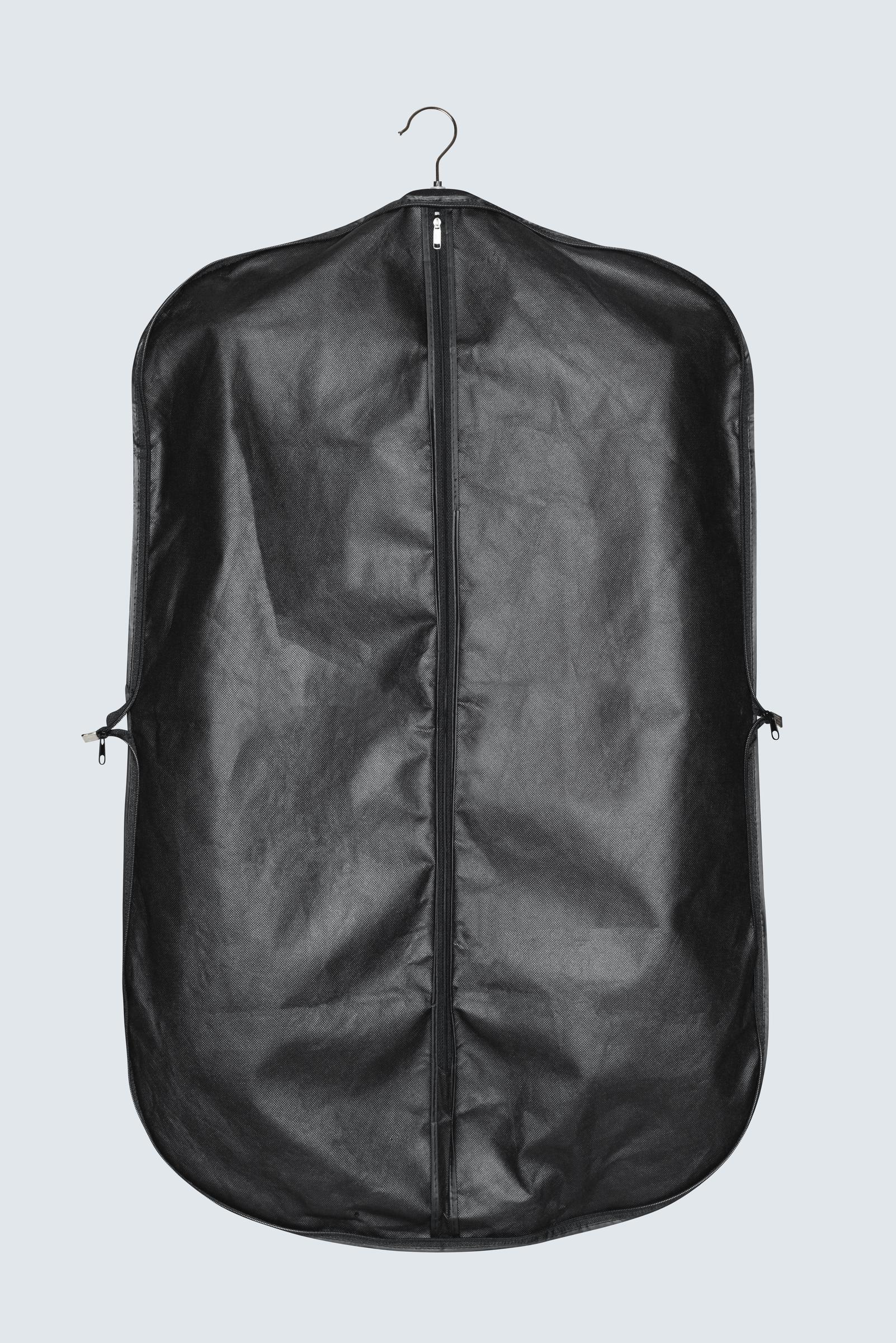 Una bolsa de ropa | Fuente: Freepik