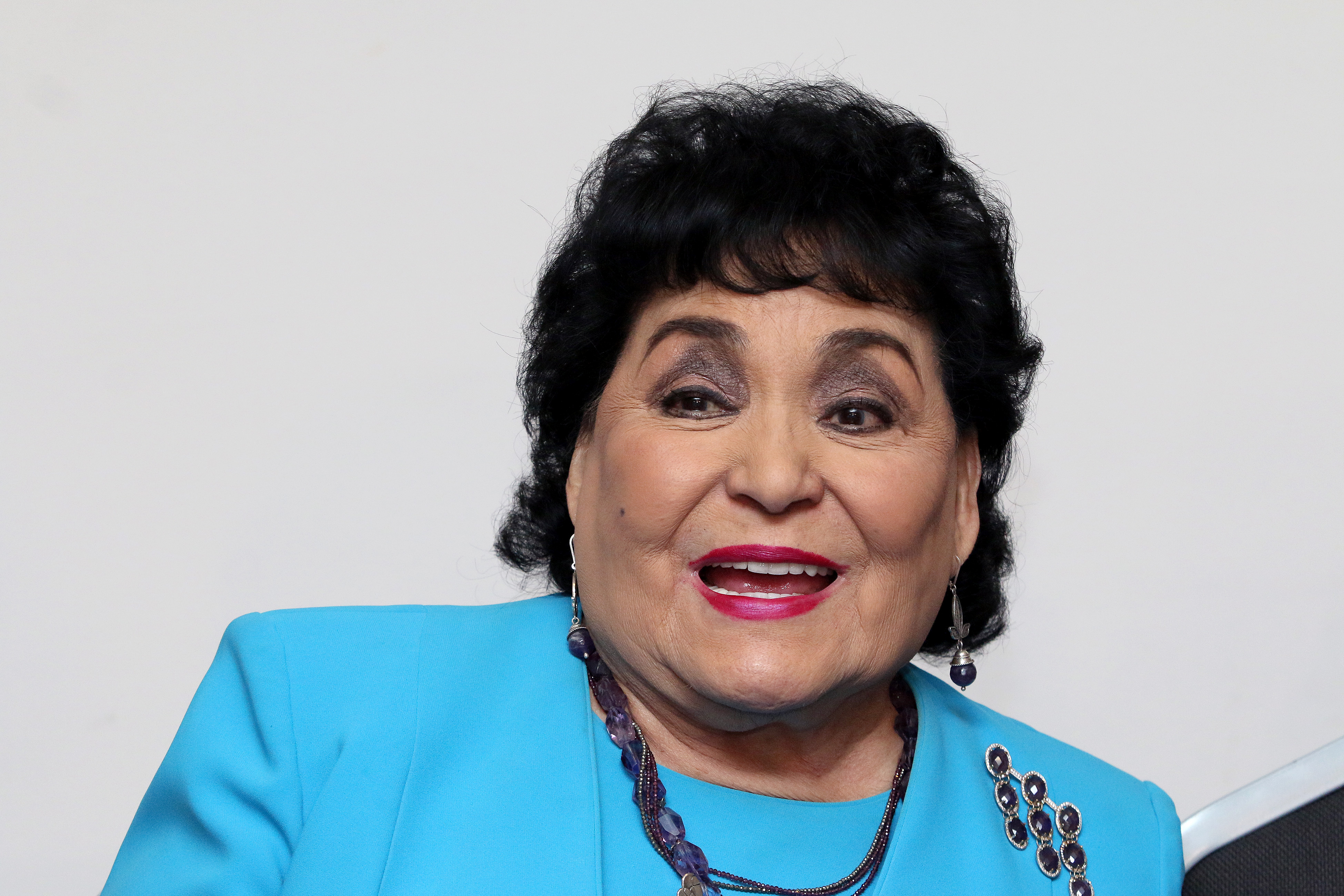 Carmen Salinas habla durante el "Padrísimo Tour Por La Equidad", una serie de conferencias sobre la inclusión LGBT+ y otros temas sociales en el Hotel Fiesta Americana el 1 de agosto de 2019 en Ciudad de México, México. | Fuente: Getty Images