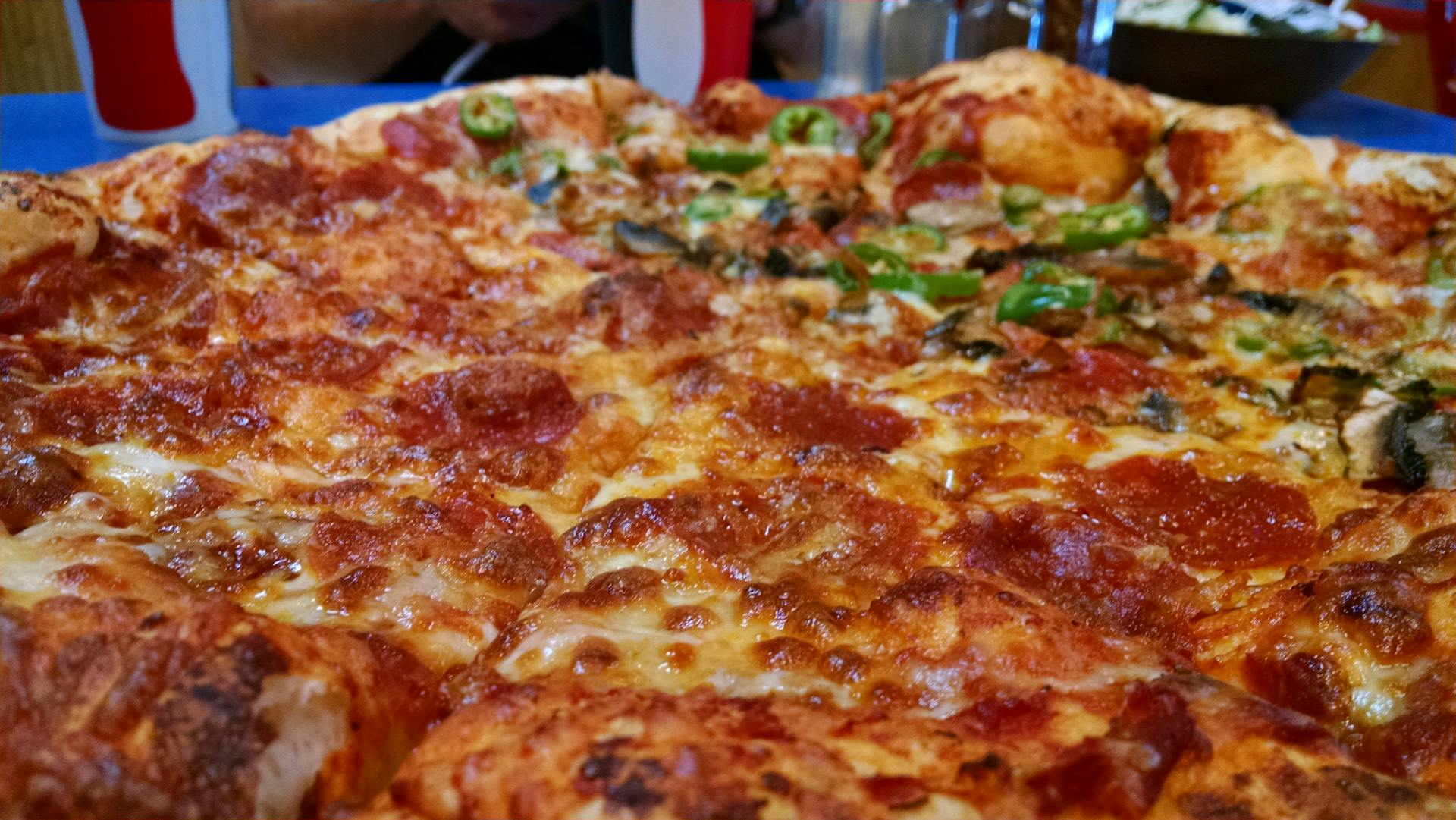 Primer plano de una pizza | Fuente: Pexels